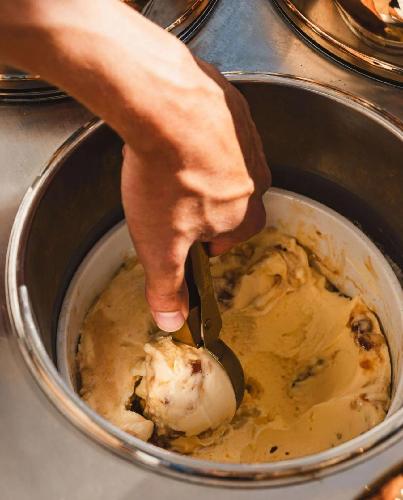 The weather is finally cooling down, but we always keep things chill. A scoop for you and who? Tag your gelato bestie ✨🍨