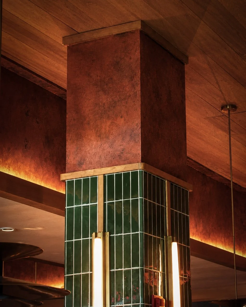 "THE FIRE FLAME" AT CAPON’S CHOP HOUSE