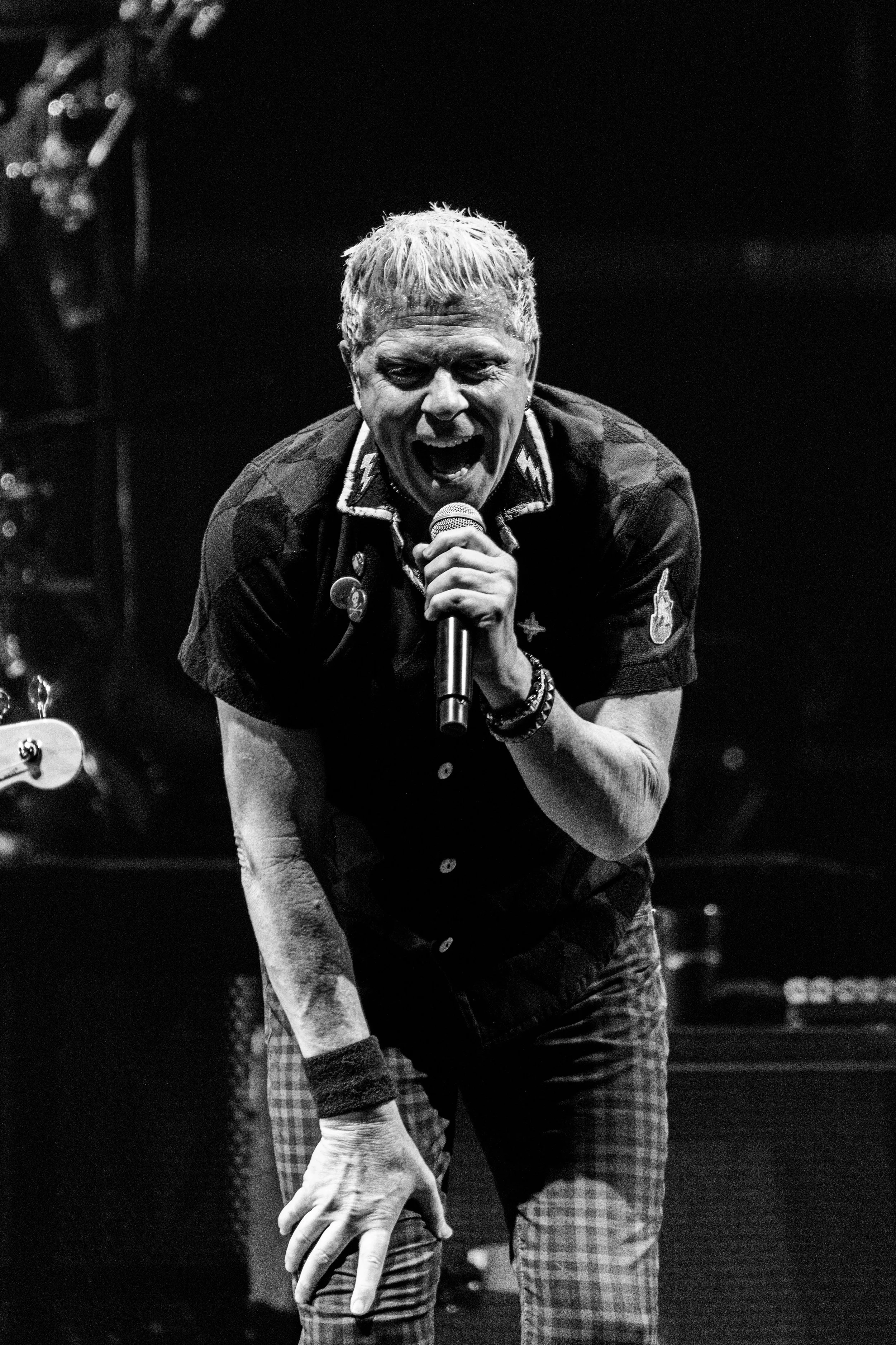JIMMY EAT WORLD/THE OFFSPRING