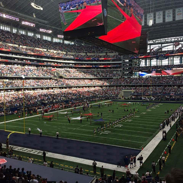 100/200 Level Corner — AT&T Stadium
