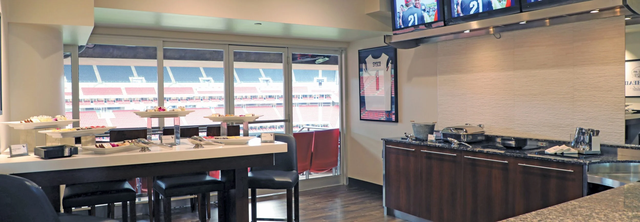 800 Level Suite — NRG Stadium