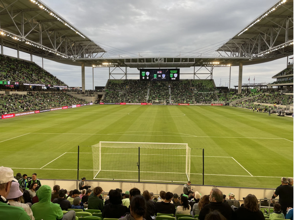 200 Level East Sidelines — Q2 Stadium