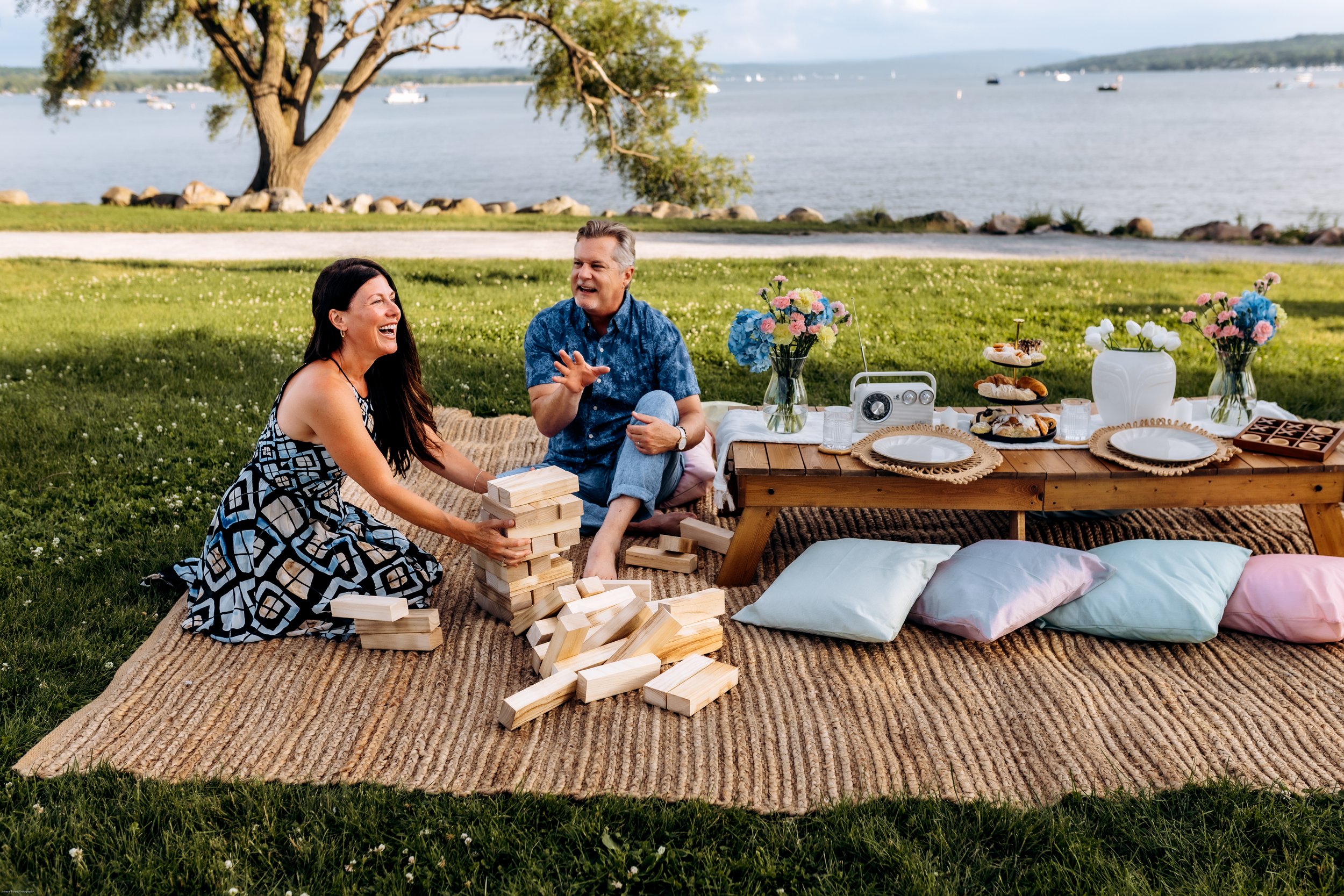 Picnic and Pause