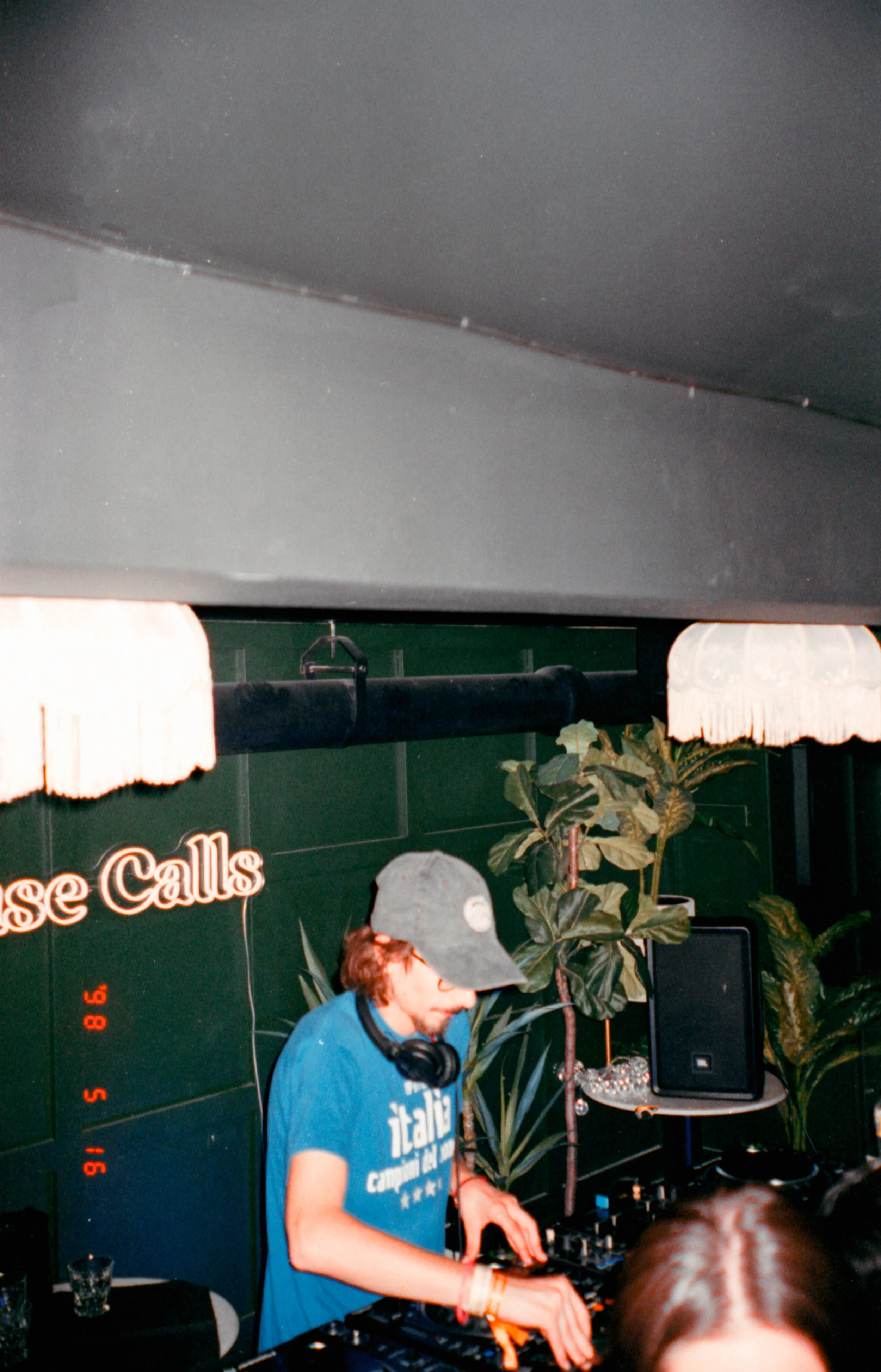 img007.jpg