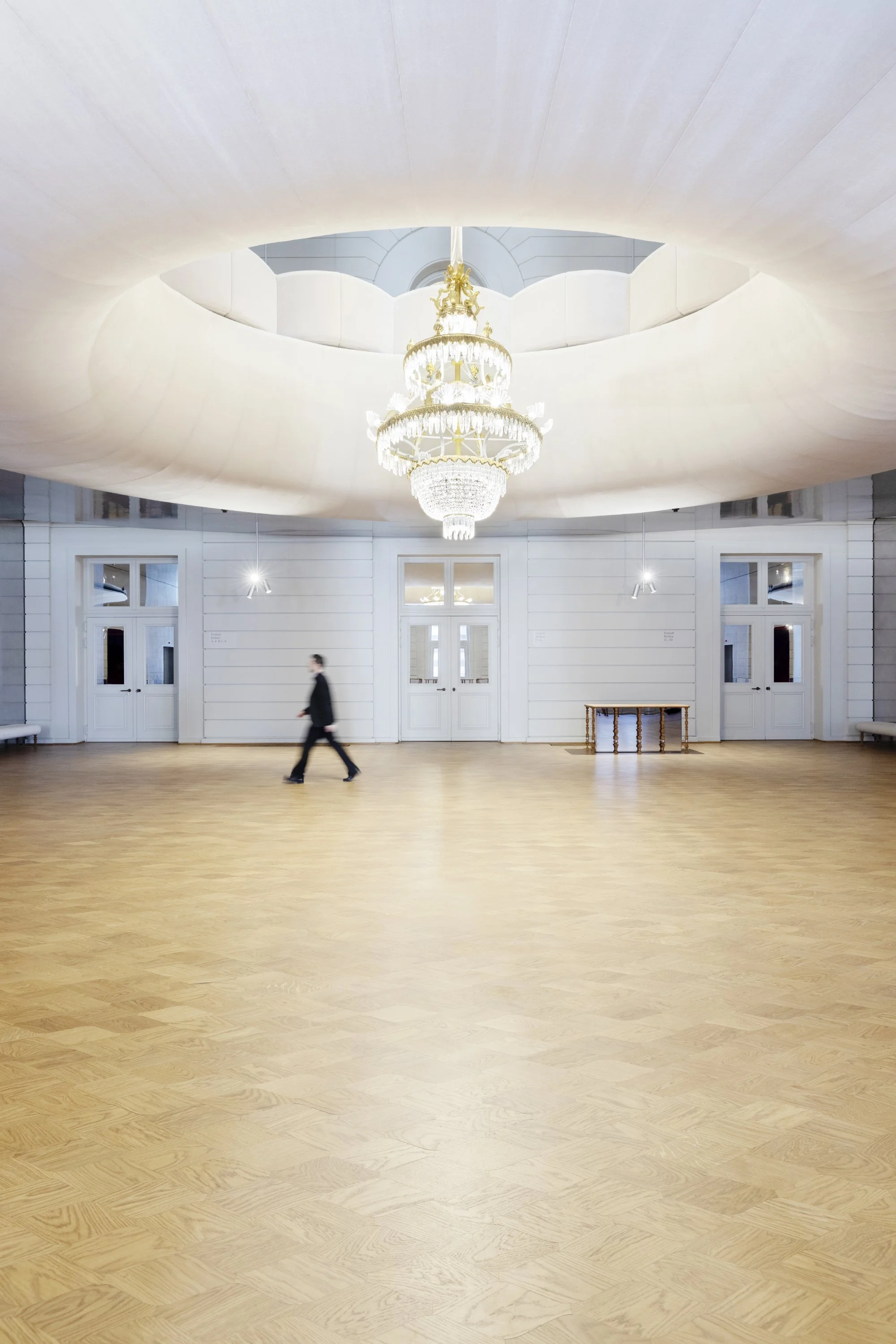 Glutz AG – Corporate-Fotografie "Corridor", Agentur Varese, ©luxwerk.ch