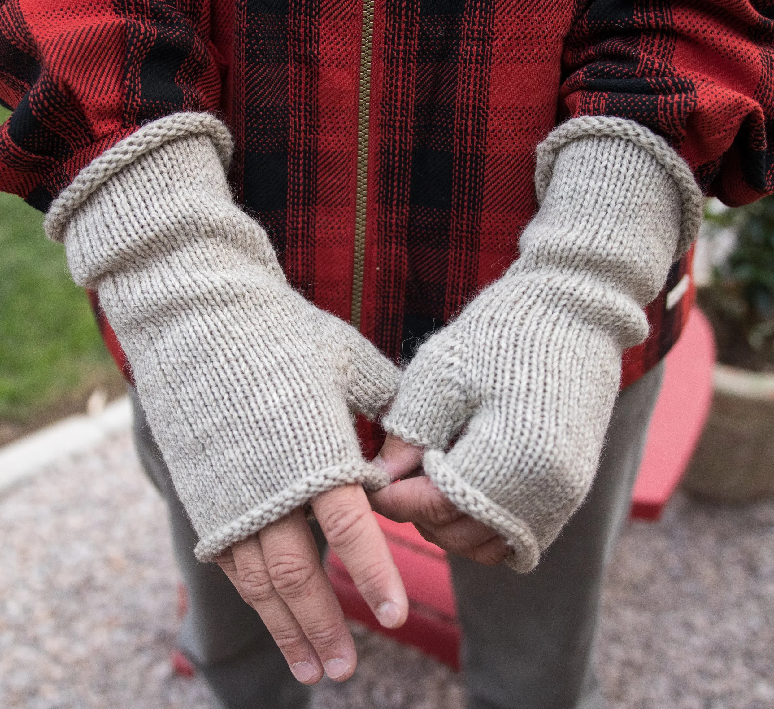 Knit the Fire Pit Mitts — WOOL NEEDLES HANDS