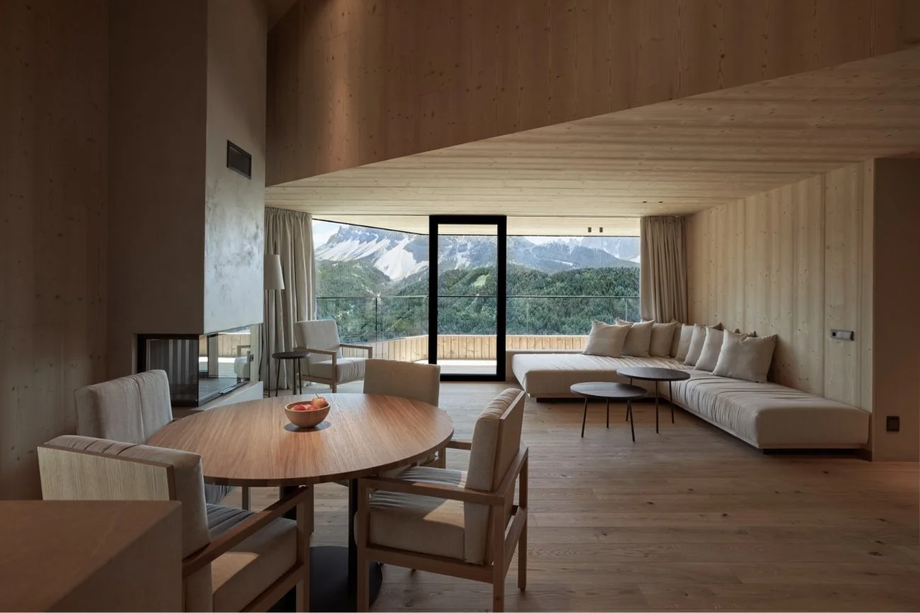 FORESTIS-Penthouse-Raum-1.jpg