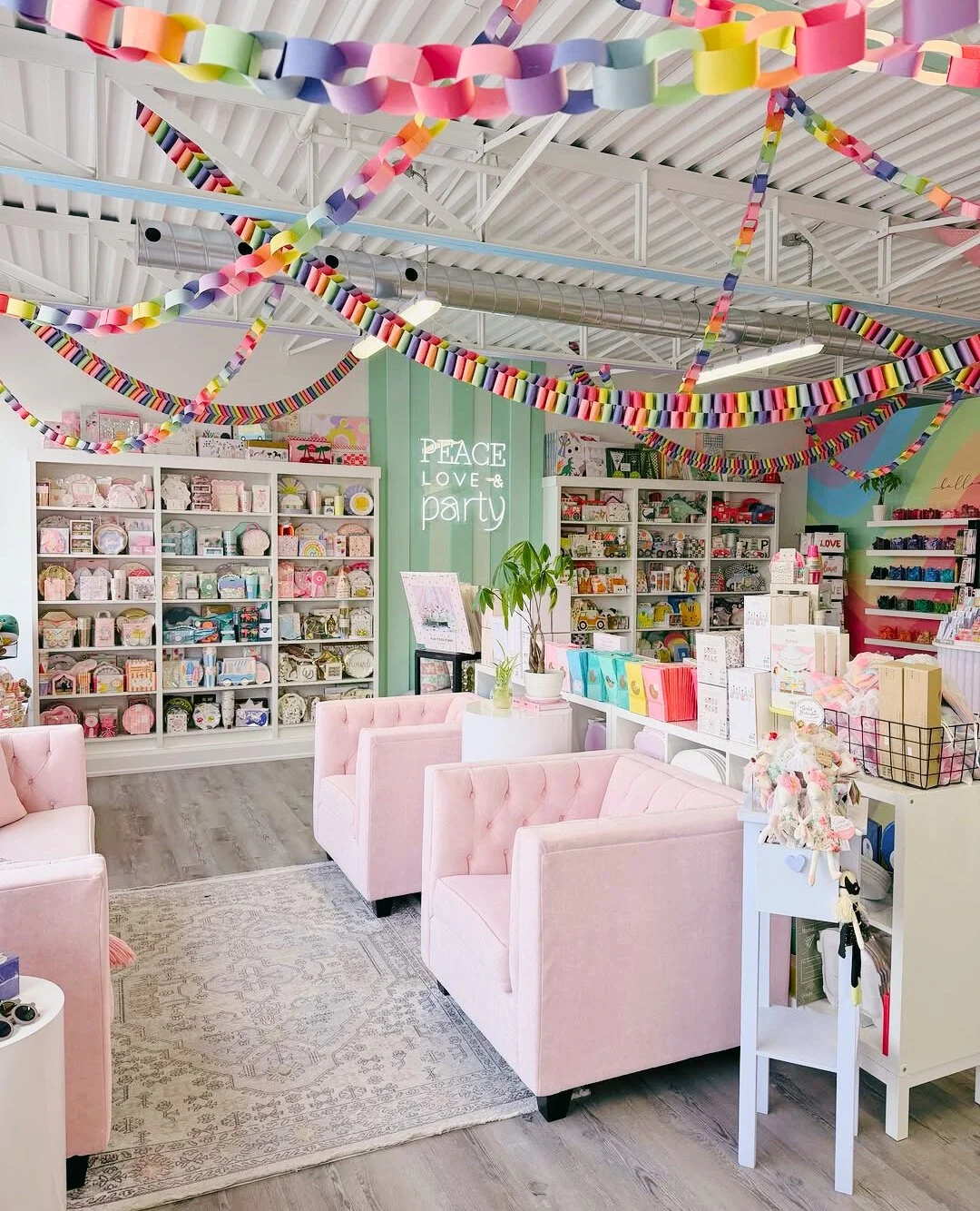 @confettimyparty in Toronto is stocked with all your party essentials this spring!⁠
⁠
#papereclips #RetailerSupplies⁠
#ShopForYourStore⁠ #WholesaleCanada #PartySupplies