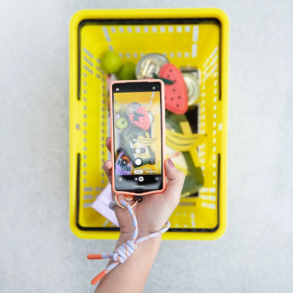 Carolyn - SS26_accessories_phone-straps-00.jpg