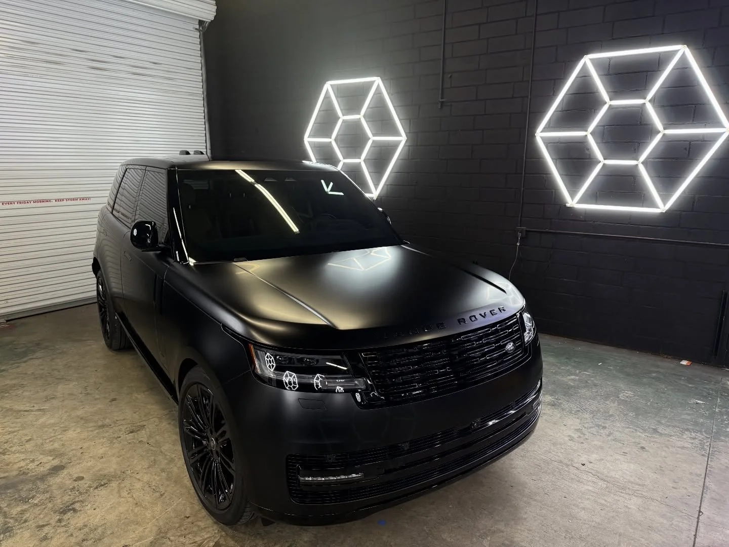 Satin black wrap w/ jambs and gloss black accents, gloss black powder coated wheels, and ceramic window tint&hellip; #ezw #eziewraps #rangeroversport #satinblackwrap #satinblackrangerover