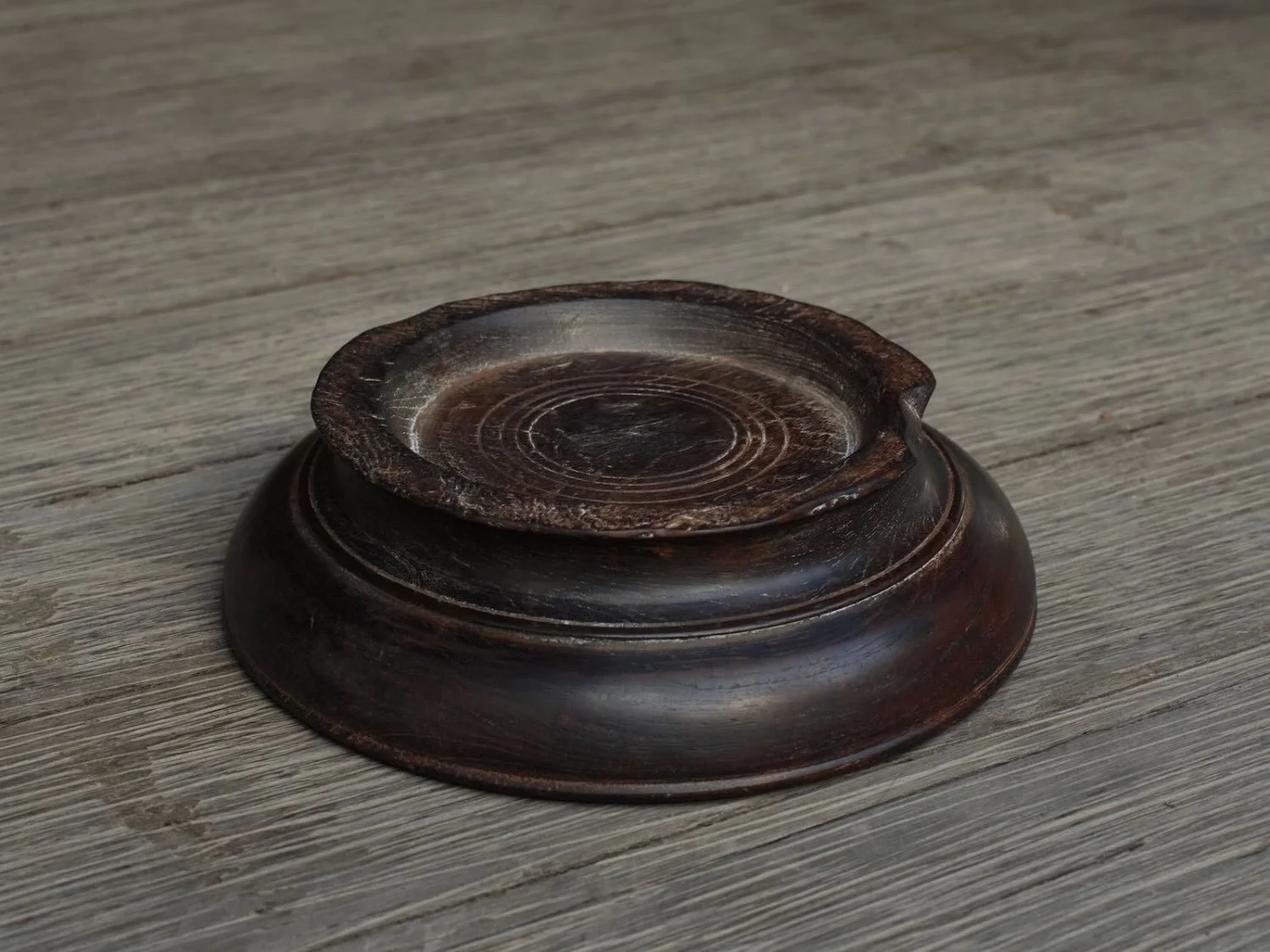 maison-tombo-offerings-sumatran-plate.jpeg