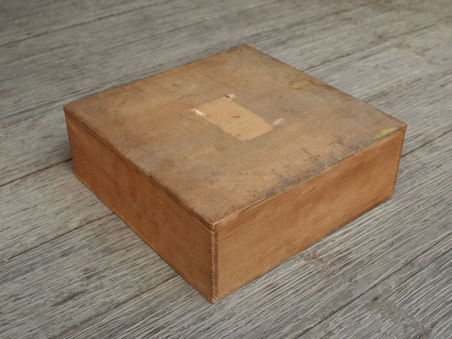 biwa item maison tombo original wooden box for delivery
