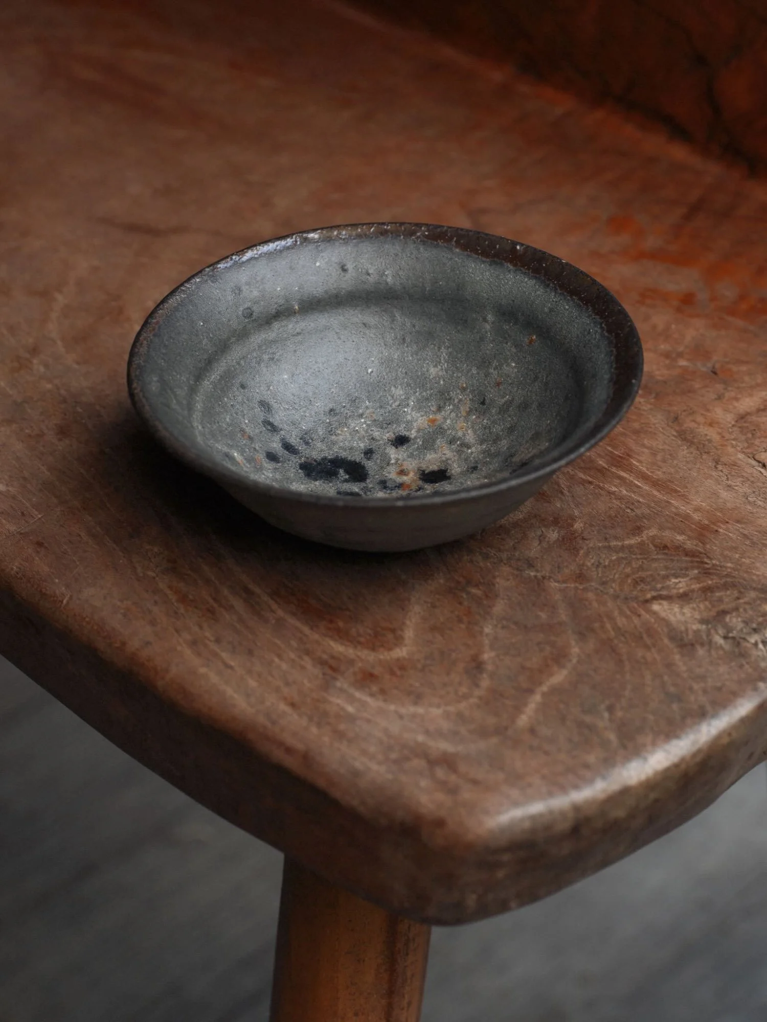 top view on bowl hancrafted by Kan Ito showing the inside of the bowl