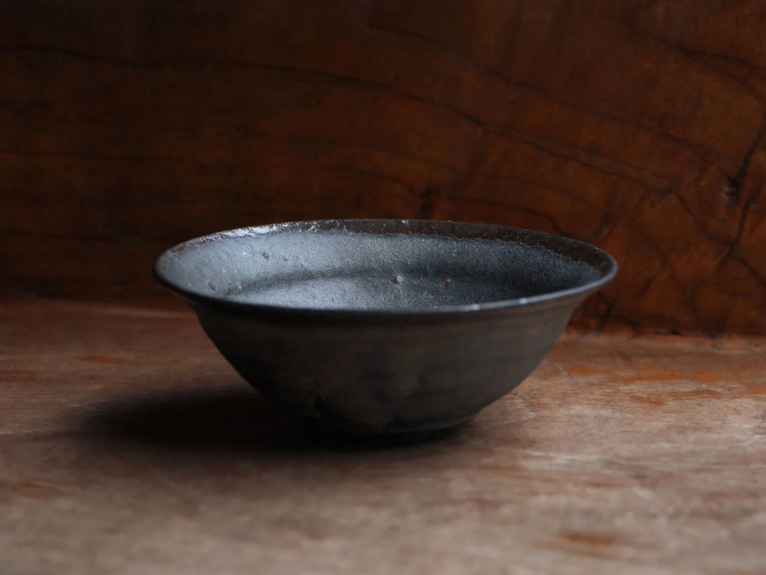 Kan Ito hand crafted bowl with natural glazes front view