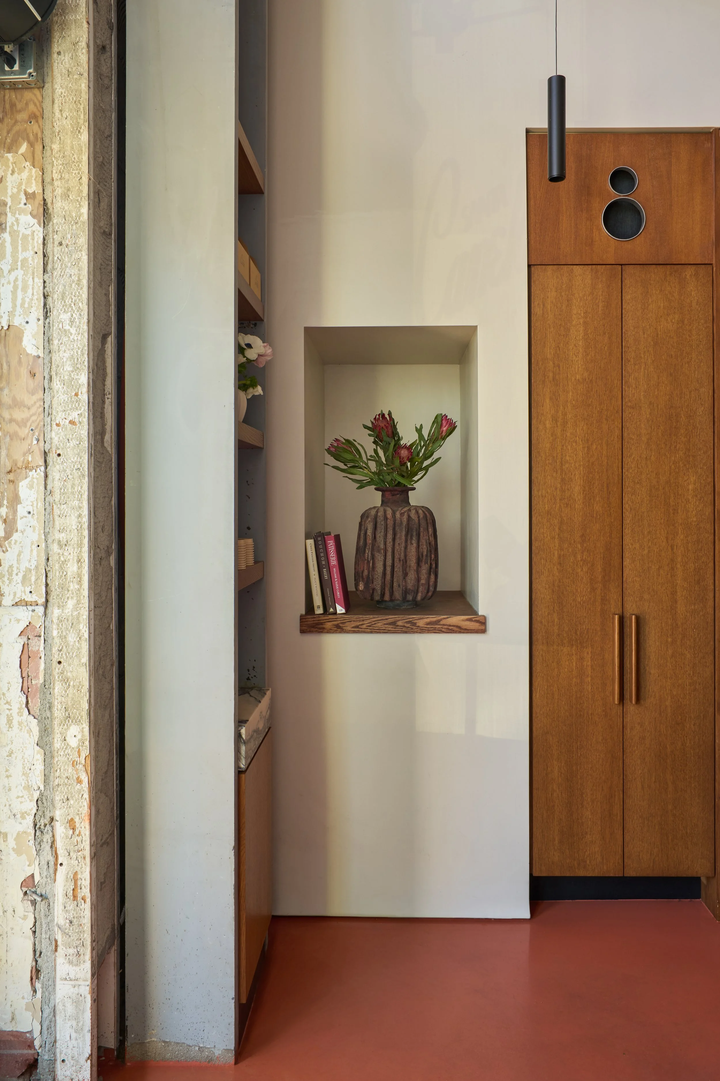 Design by studio lena, 
Picture by Kort Havens