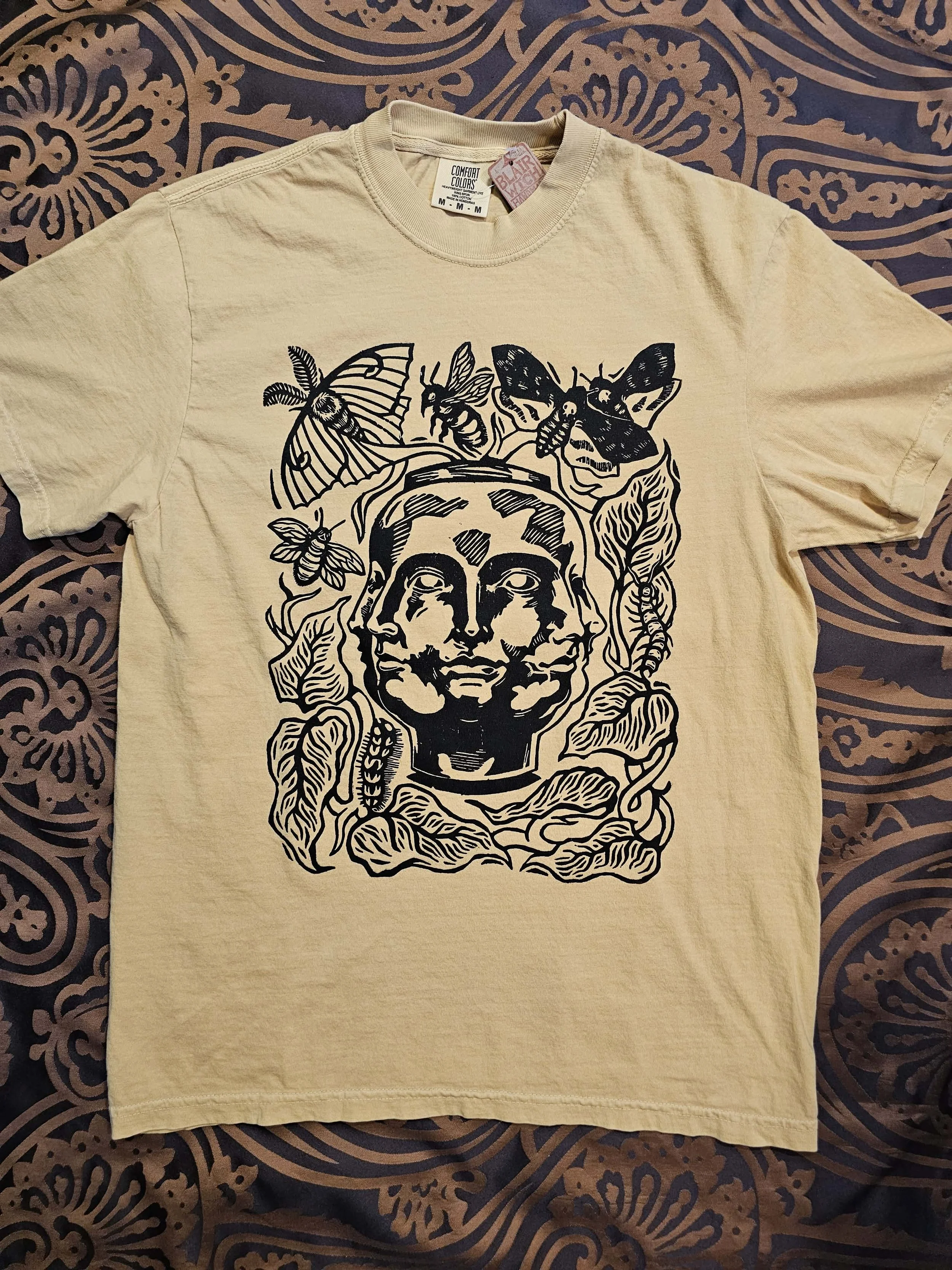Face Vase Tee