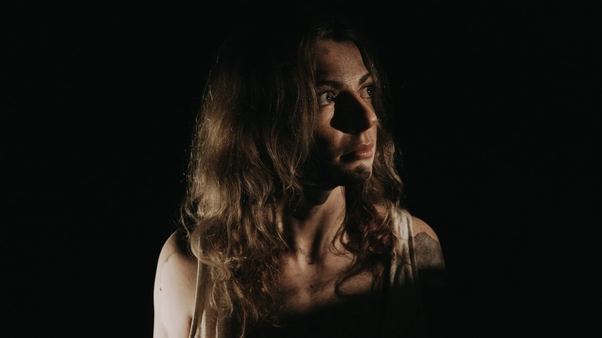 bone_all footage.00_32_53_38.Still007.jpg