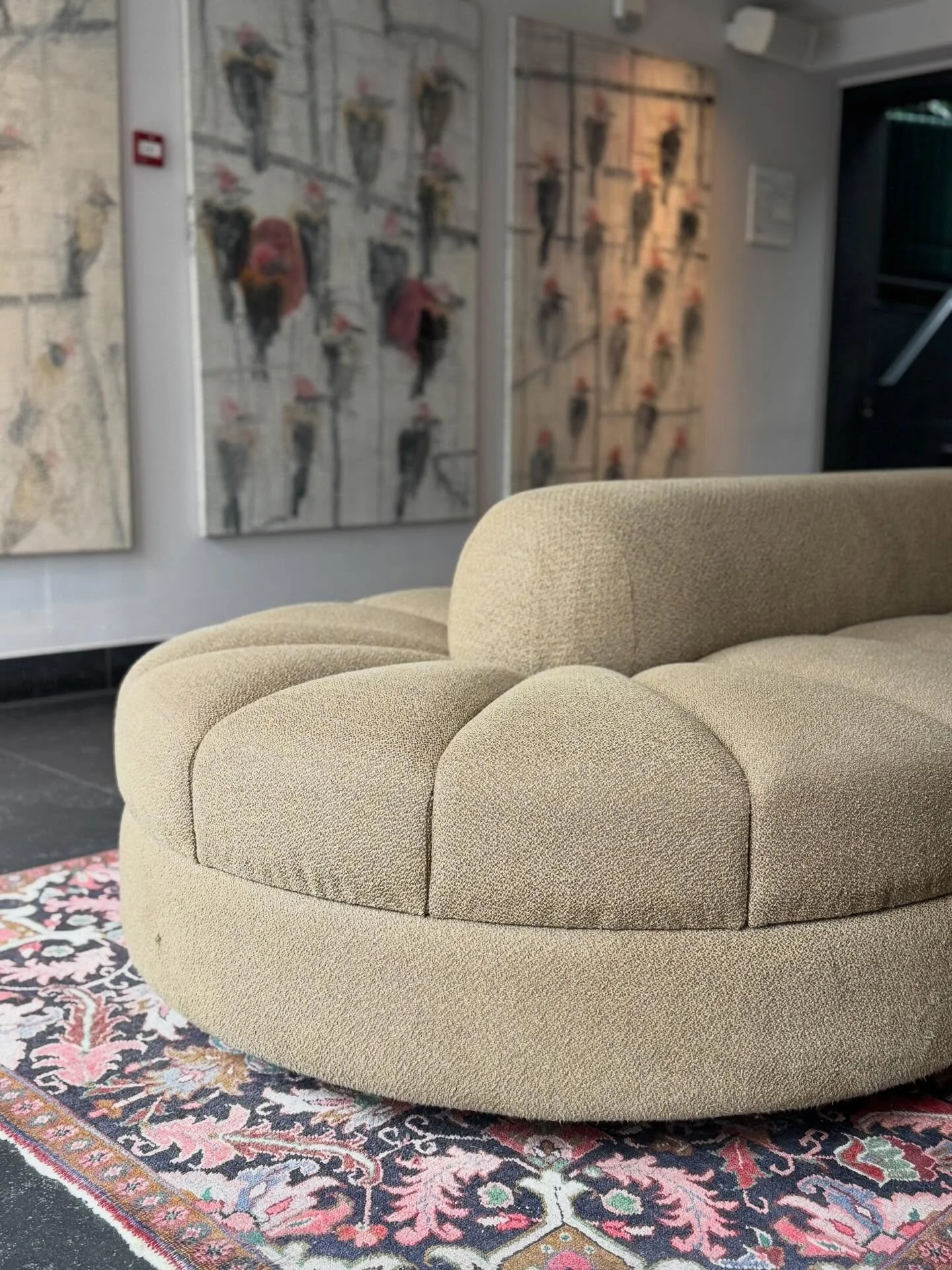 Our last stay of Spring break at the stunning  Pulitzer Amsterdam. Every hallway, every corner, every tiny detail is basically a design treasure hunt.  Piper enjoyed an actual hotel  treasure hunt created for kids... perfect for taking in all the bea