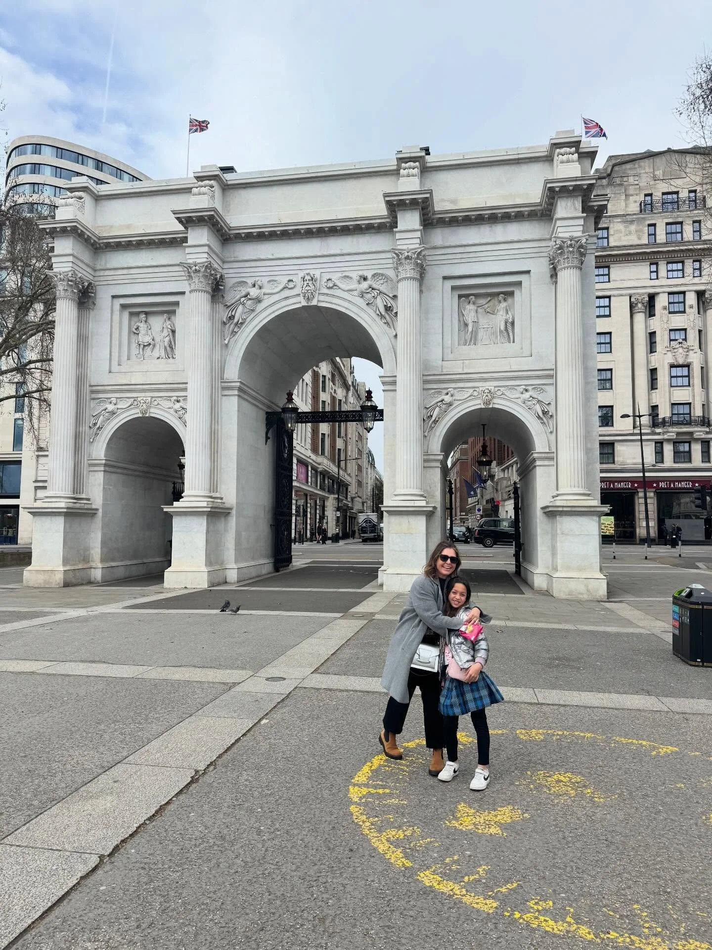 London for spring break feeling like the right kind of reset. Long walks, beautiful streets, good food, and the first signs of spring