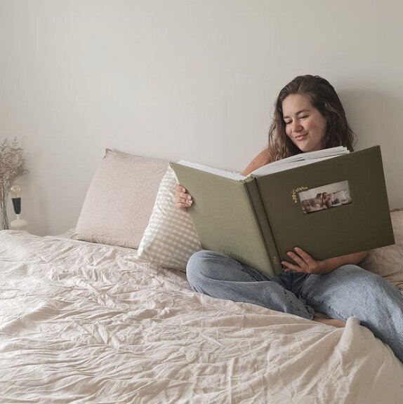 Client Spotlight!⁠
The gorgeous @lalente photobooks are the perfect gift for your loved ones or to remember those memories of yours forever.⁠
⁠
#digitalmarketing #socialmediamarketing #contentmarketing #marketing #branding #marketingdigital #digitala