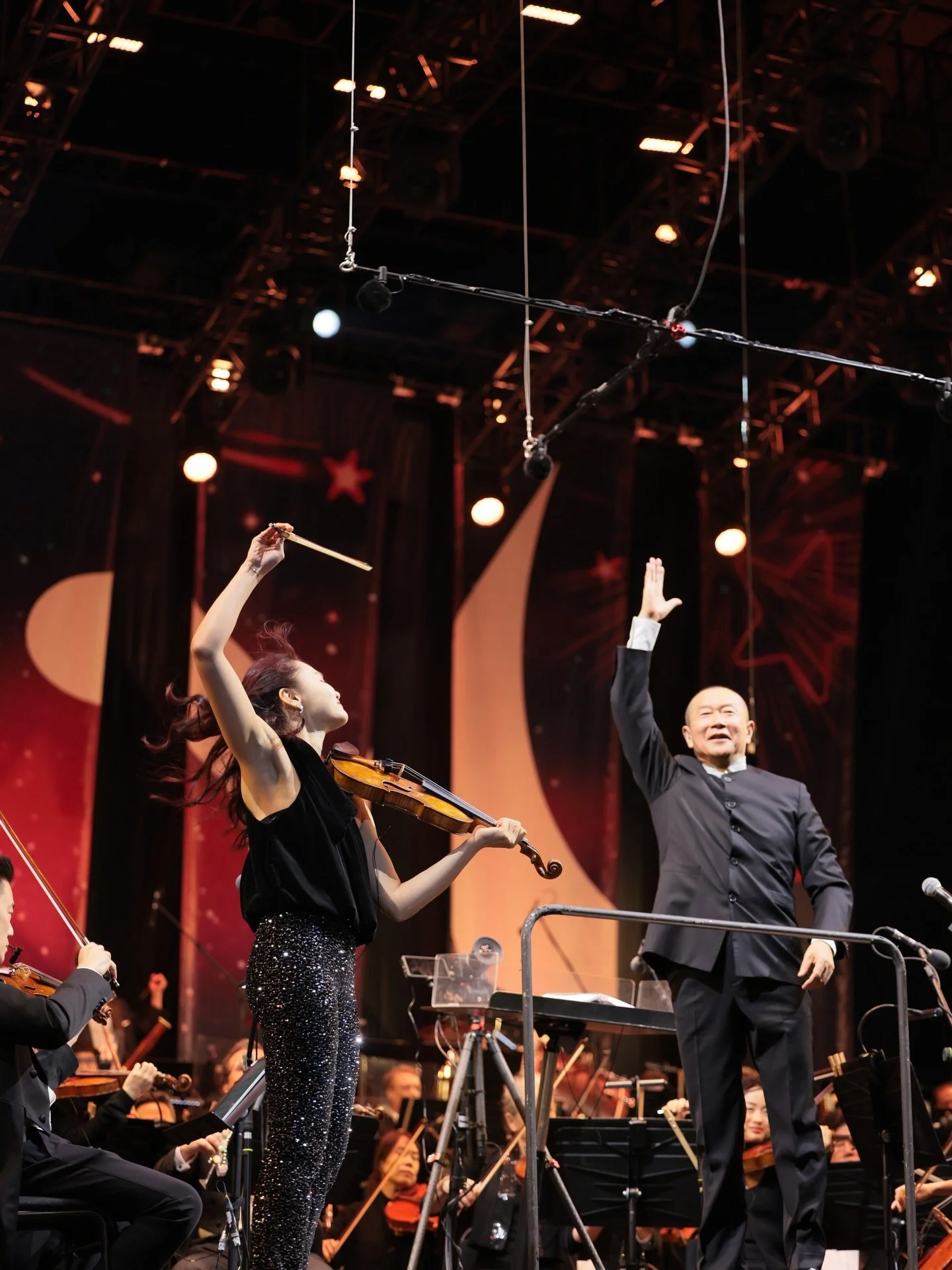 Some of my favorite moments from the last quarter of 2025🥰 Feeling extremely grateful for all the adventures and experiences this year brought. 

My word for 2025 was intuition, and I&rsquo;ve grown so much by allowing it to guide more of my decisio