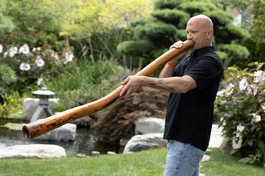 Heart Opening Meditation w/Didgeridoos & Himalayan Singing Bowls