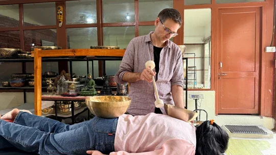 5_Element_Sound_Massage_Retreat_in_Nepal_1.webp