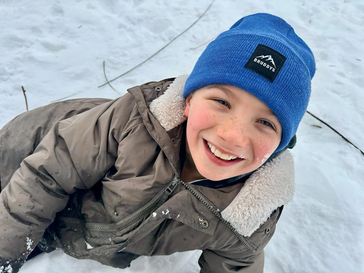Unexpected days off of school sponsored by BRUDDYS. Okay not really, but we&rsquo;re helping keep those heads warm &amp; outfits stylish! 😎

#bruddys #kidentrepreneur #snowday