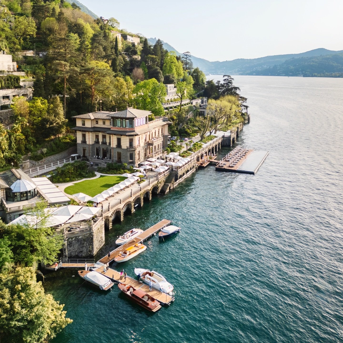 Q4 wrapped - when the hotel leads the trip. A look at some of my favorites from this quarter ✨

@mo_lagodicomo - a soft landing for a couples&rsquo; Italy itinerary - Lake Como first to shake off West Coast jet lag in true silk-robe fashion.
@orpheus