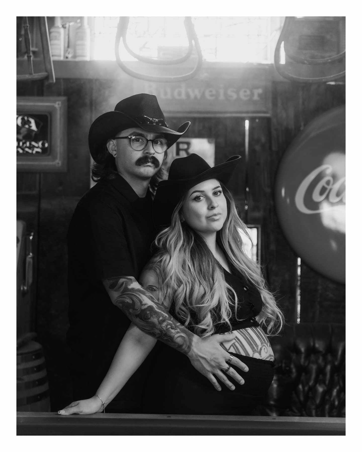 It&rsquo;s a rare when I do family sessions.  To be honest I&rsquo;ve never felt comfortable doing them.  Of course when my friends asked me to take these rad family photos at @lazytranch10  I had to do it! #family #portraits #documentary