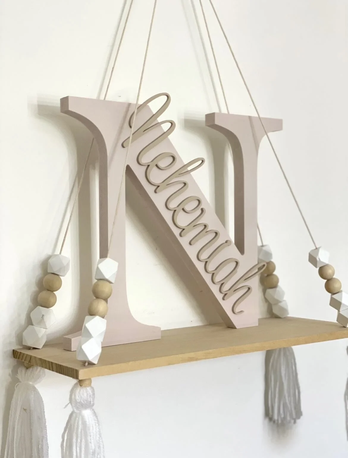 You just can&rsquo;t go wrong with the neutrals! 
And I really do hope they stick around for good, we&rsquo;ve got so many neutral shades to choose from; beige, taupe, mocha, Egyptian cotton and so so many more 😍 

🔎 Large Letter 
🎨 Beige, Hessian