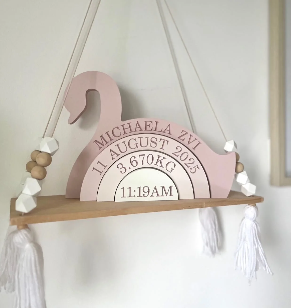 🔎 Swan Stacker 
🎨 Dusky Pink/White

#babykeepsake #newbabygift #swannursery #pinknursery #babygirlgift