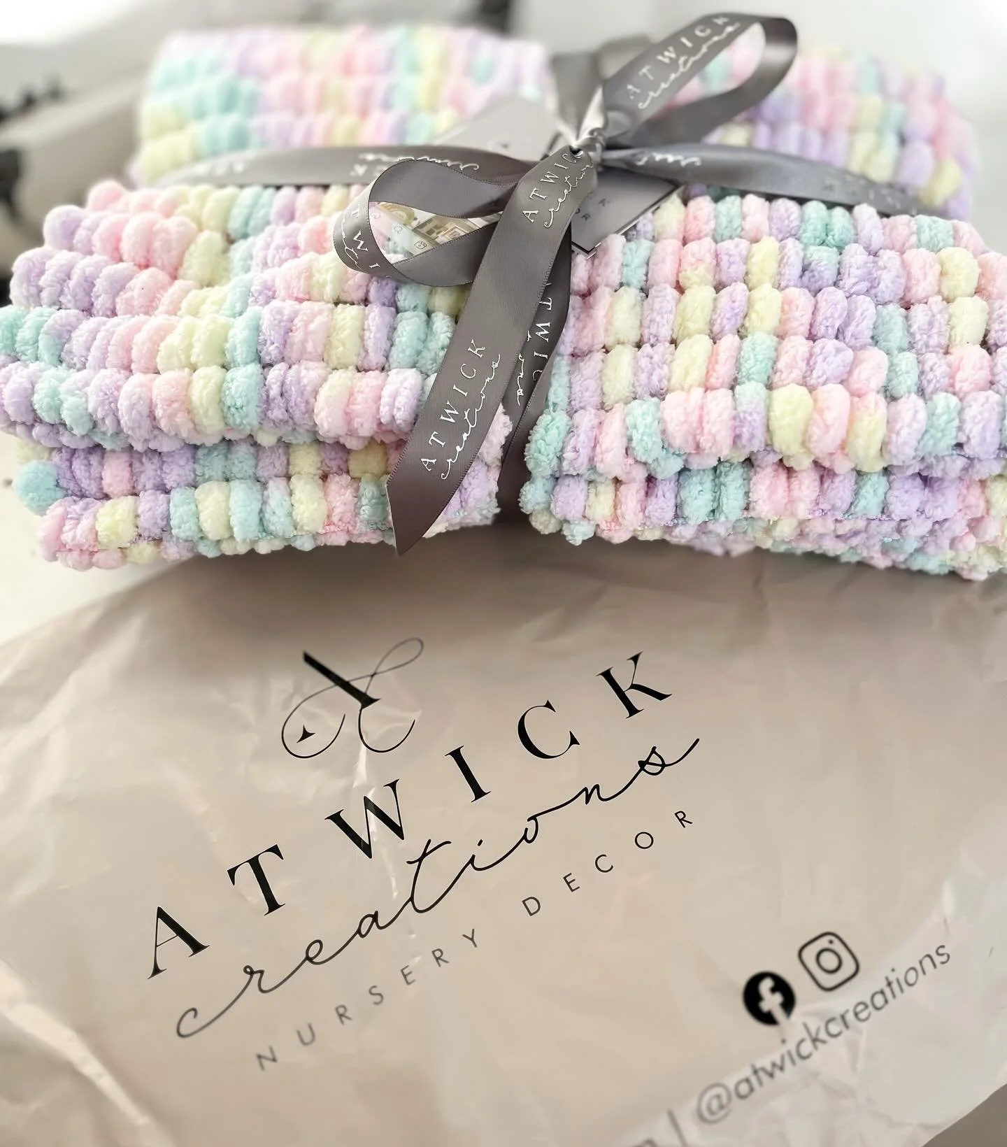 I honesty swear by our blankets,
Having 2 little ones of my own, 5 years later my boy is still obsessed with his sweetie blanket from when he was newborn 🥺

🔎 Sweetie Blanket

#babyblanket #pastelbabyblanket #pompomblanket #sweetieblanket #newbabyg