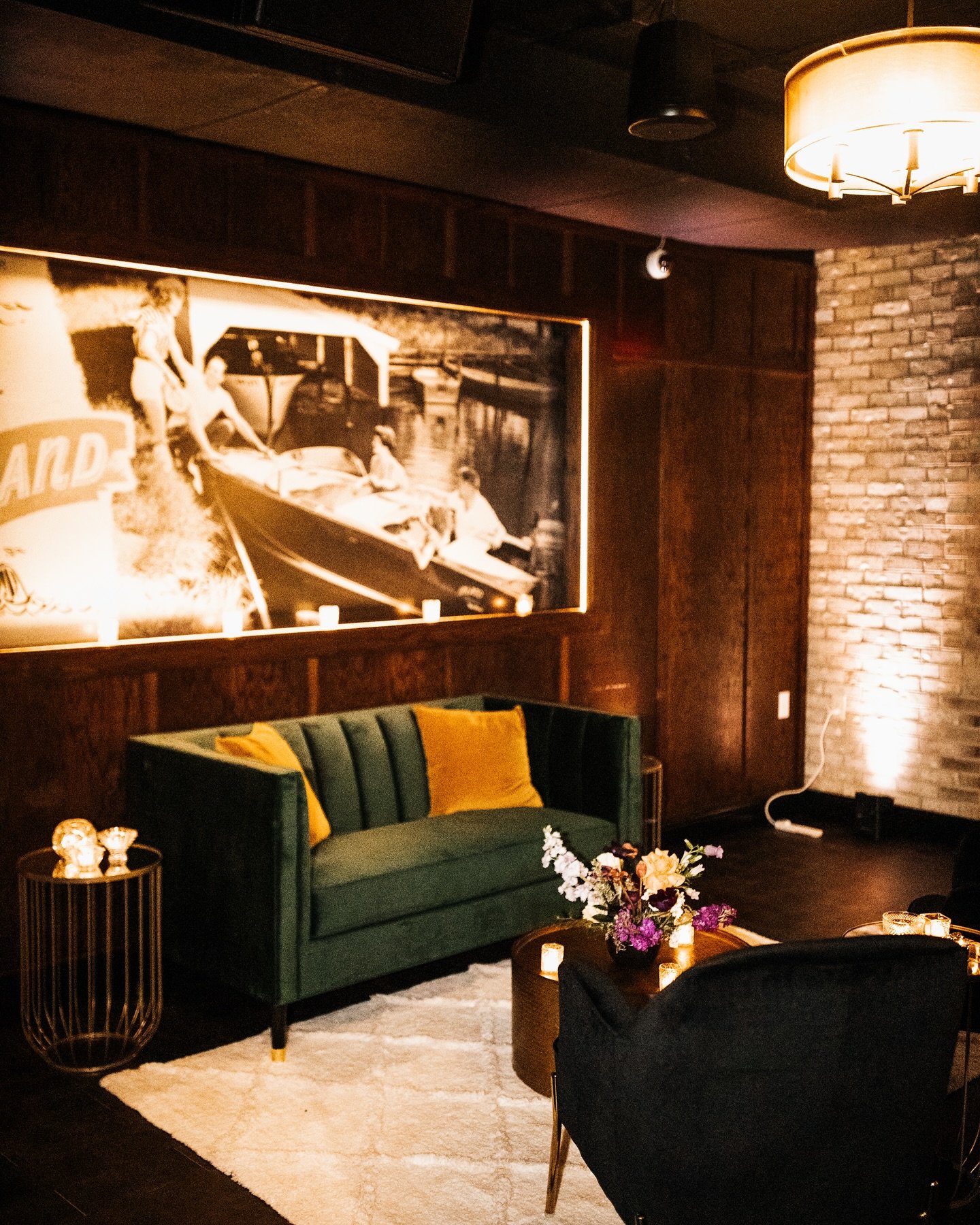 Thrilled to have been part of WI Bride&rsquo;s Velvet Soir&eacute;e, bringing eye-candy pieces and speakeasy lounge vibes to life. So grateful to collaborate with an incredible team of vendors who made the magic happen! 🥂 
Featured rentals: Forest s