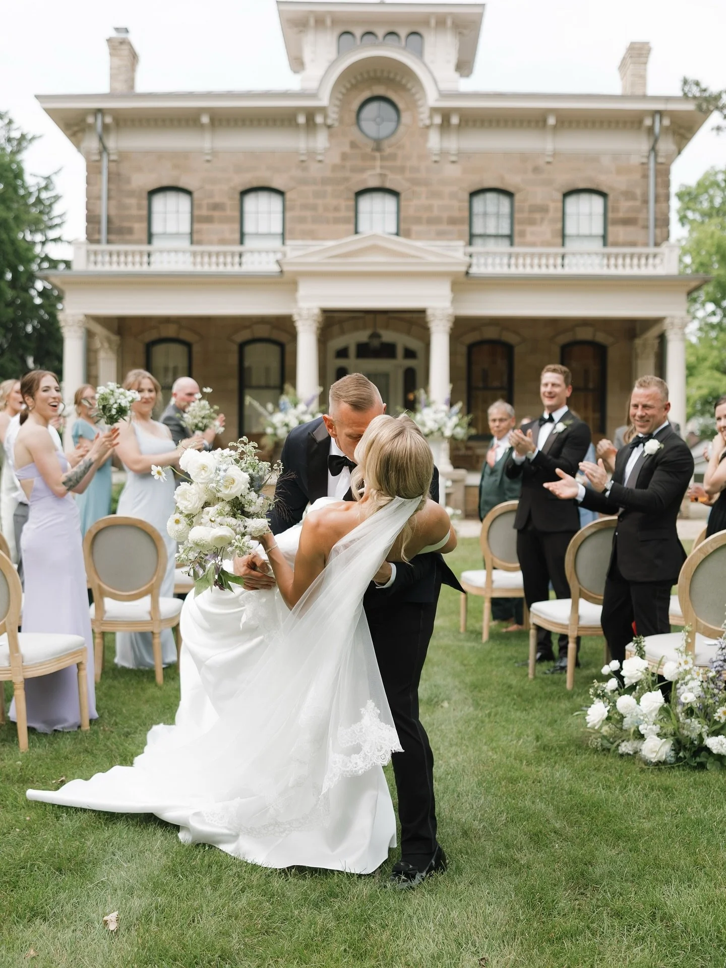 From soft morning light to sunset sips beneath the trees 🍃
K &amp; M&rsquo;s intimate wedding was the definition of understated elegance &mdash; timeless, joyful, and beautifully detailed.
.
Rentals @velvet_rentals , venue @mphsandol , coordination 