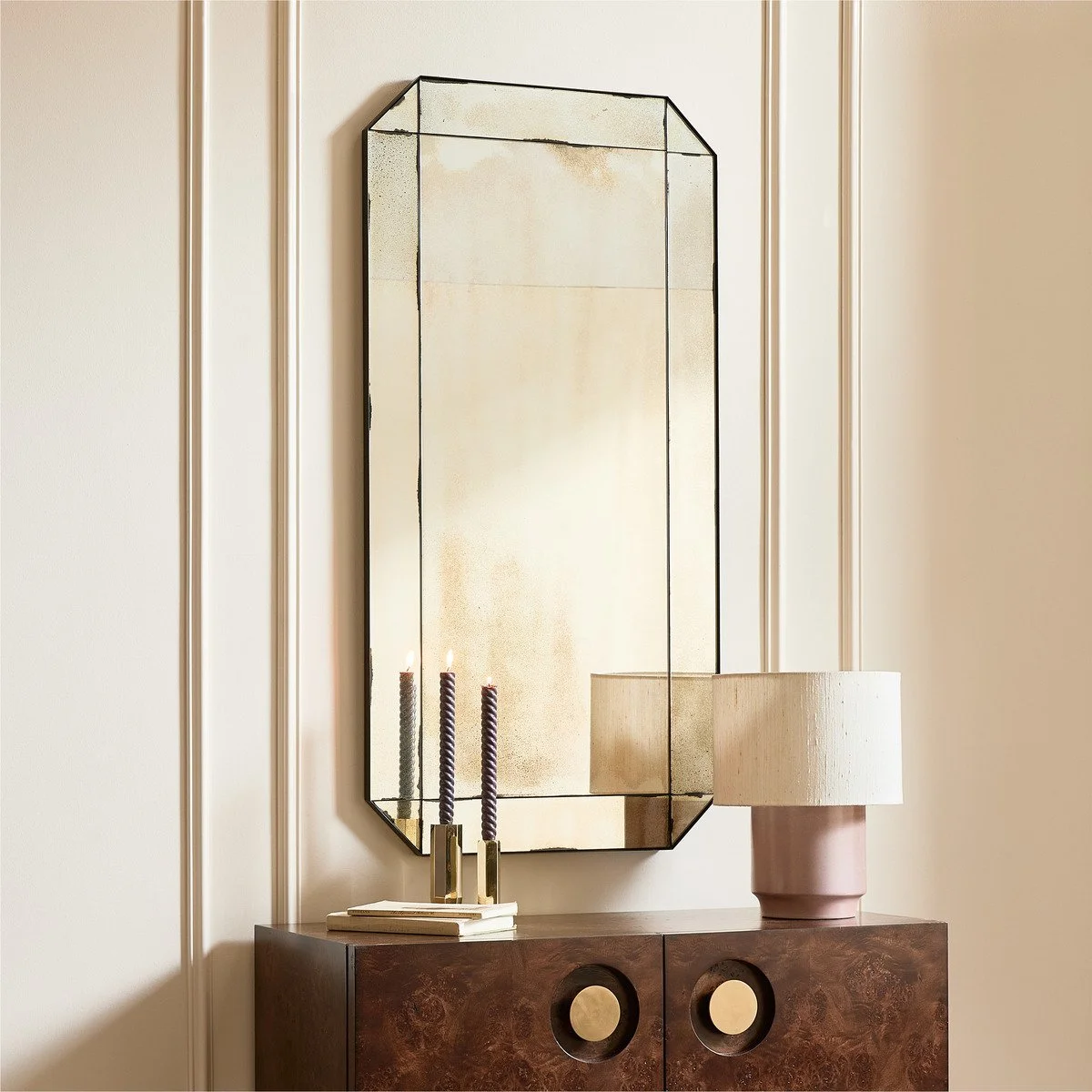 CB2_S25_508_Lamps_OFF_053 copy.jpg