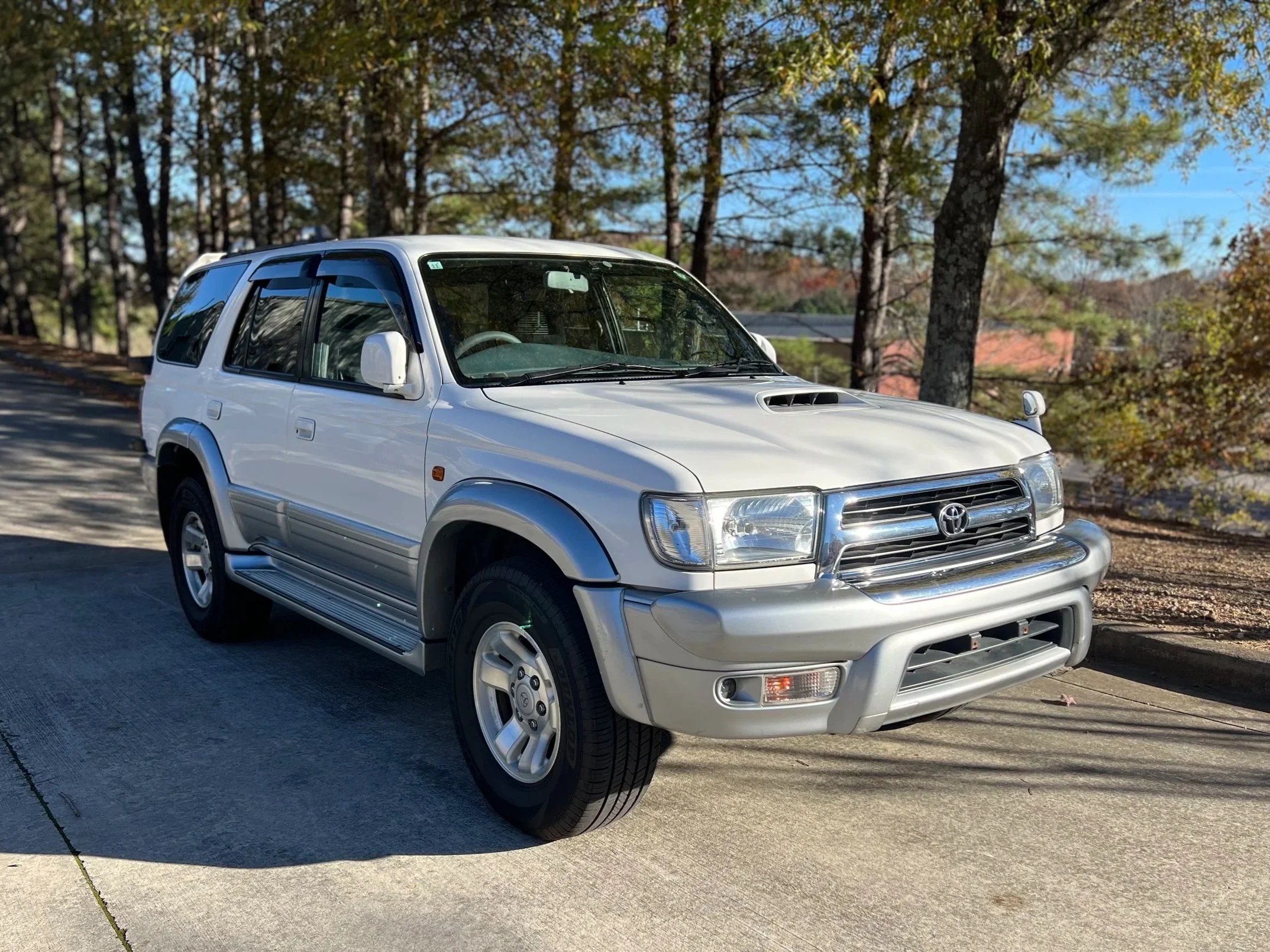 1999 Toyota Hilux Surf SSR-G - $19,998