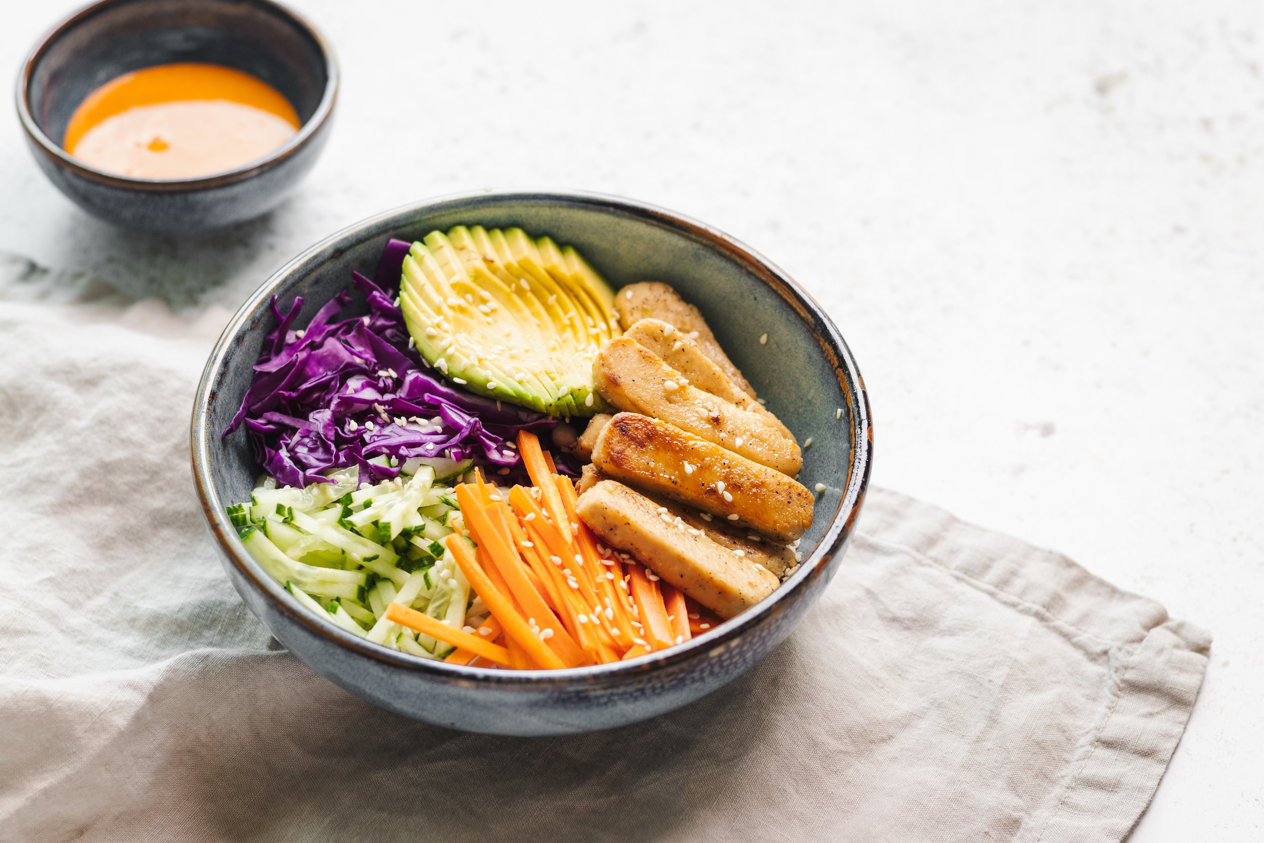 Tender Fillets Without Chicken Bowl with sriracha mayo