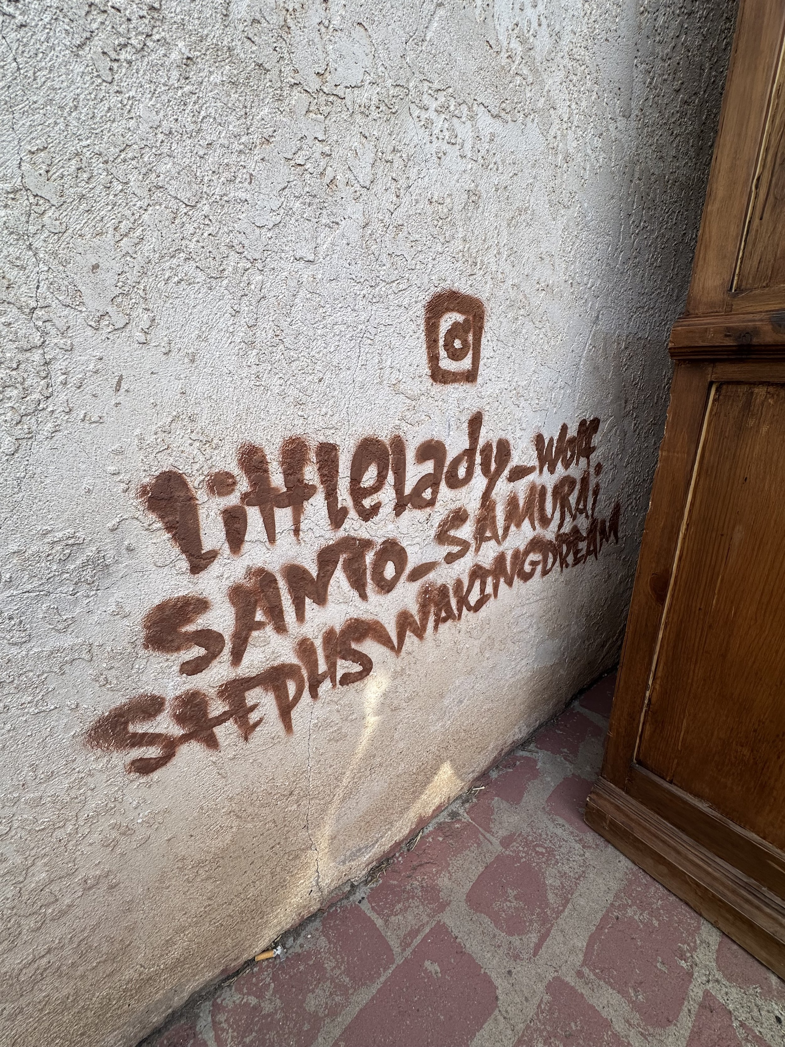 MainSt.SprayPaintHand.Artists.jpeg
