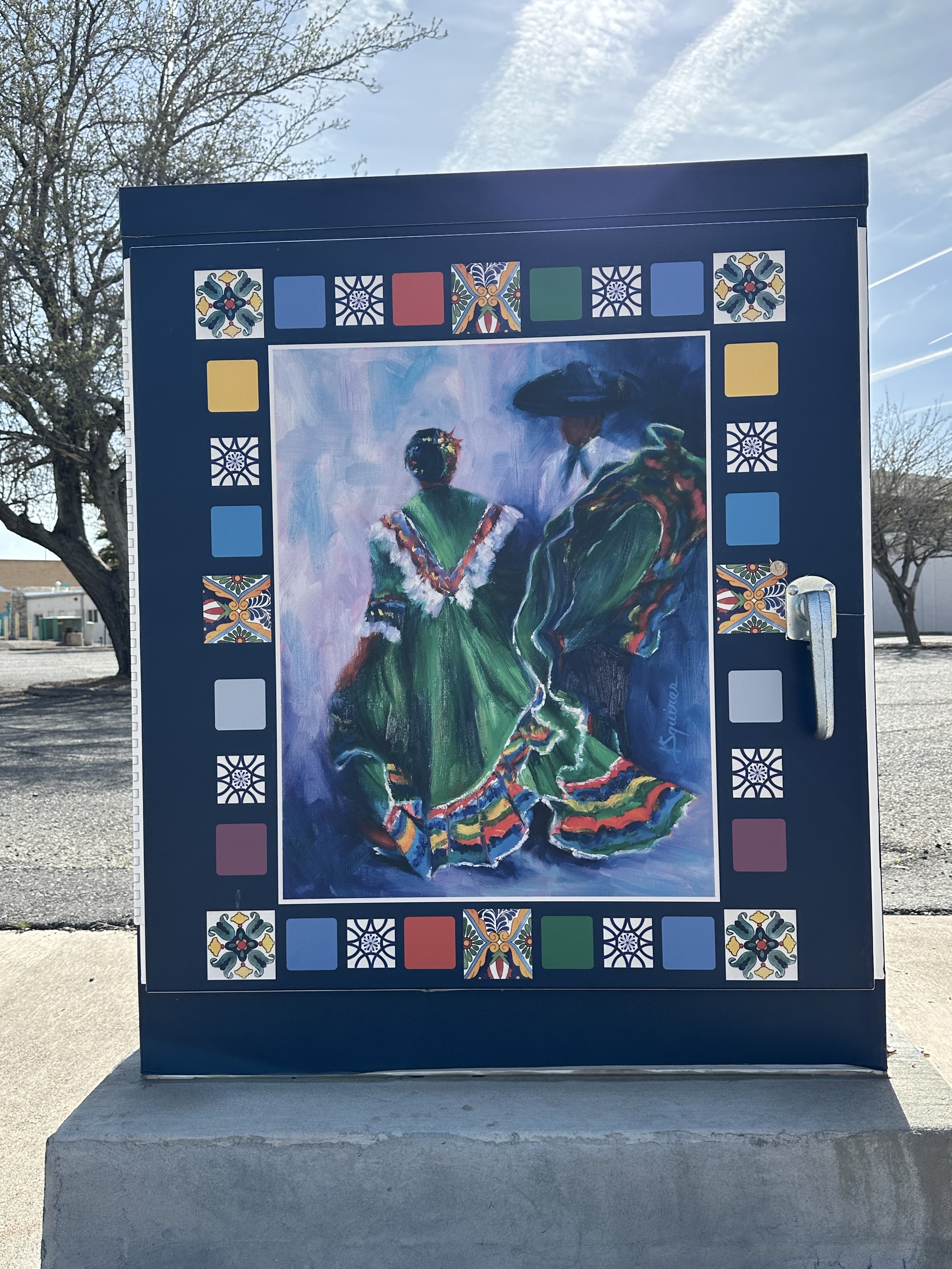 MainSt.Folklorico.Electricalbox.Front.jpeg
