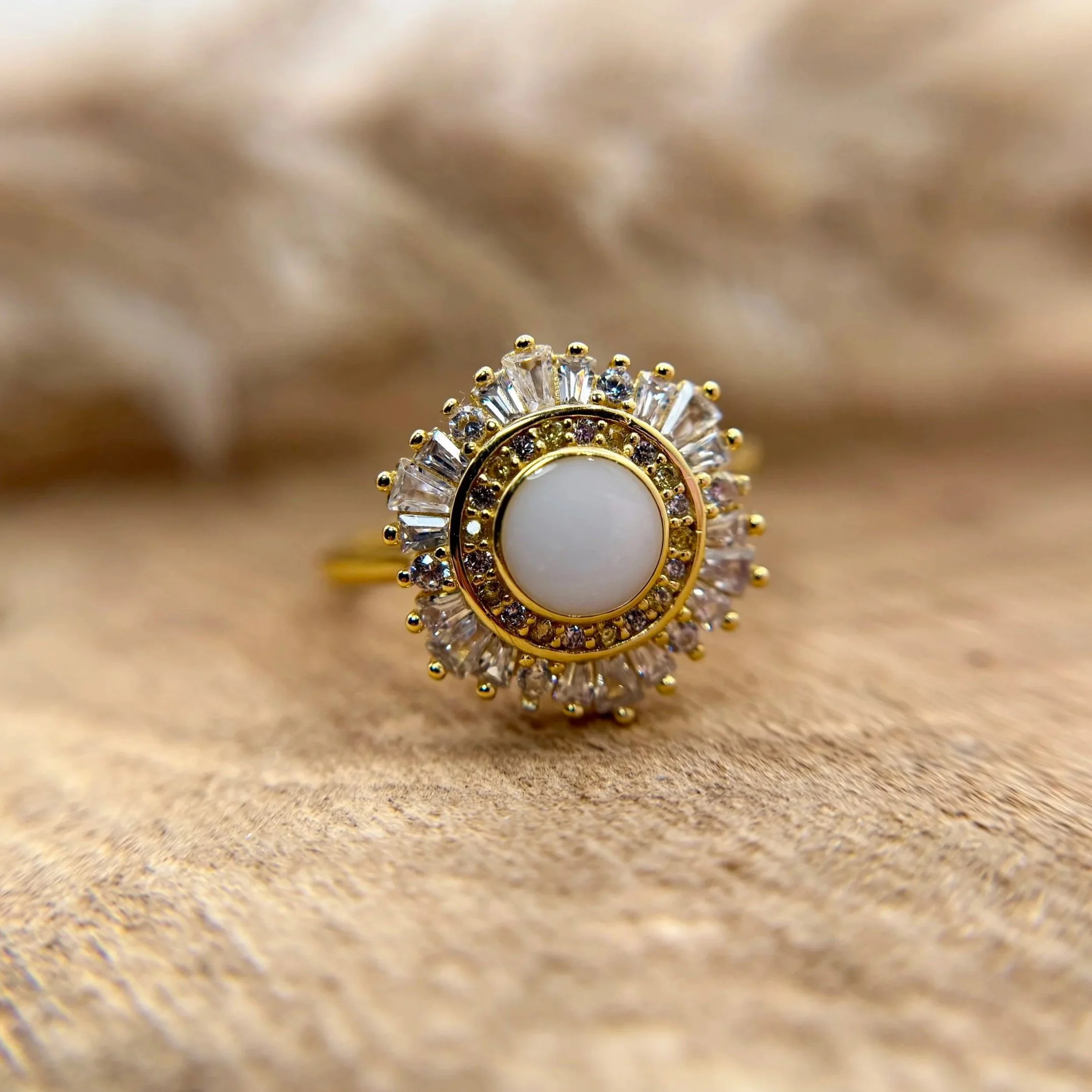 Golden Aura Band R22