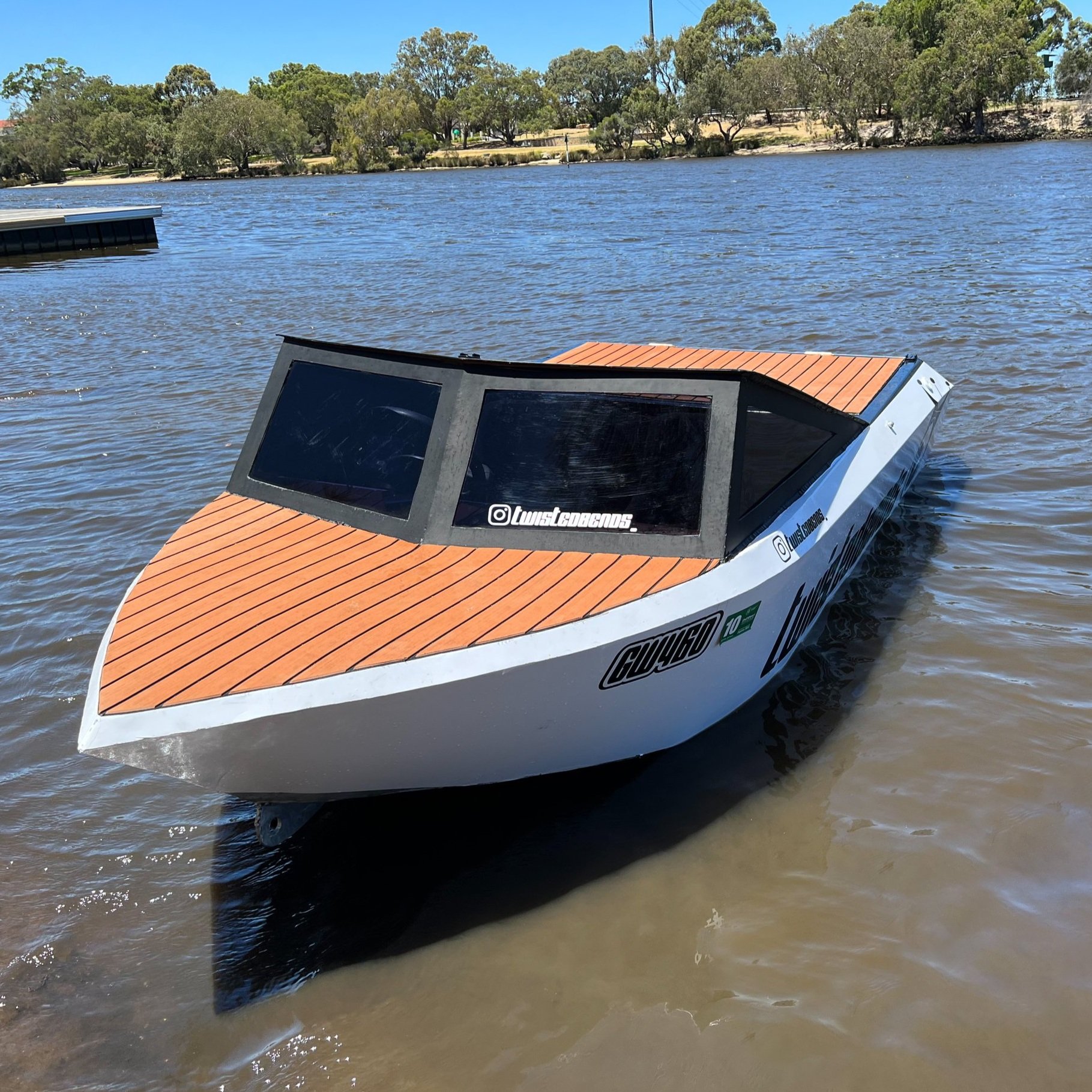 Left-hand front view of TwistedBends mini jet boat on the Swan River.