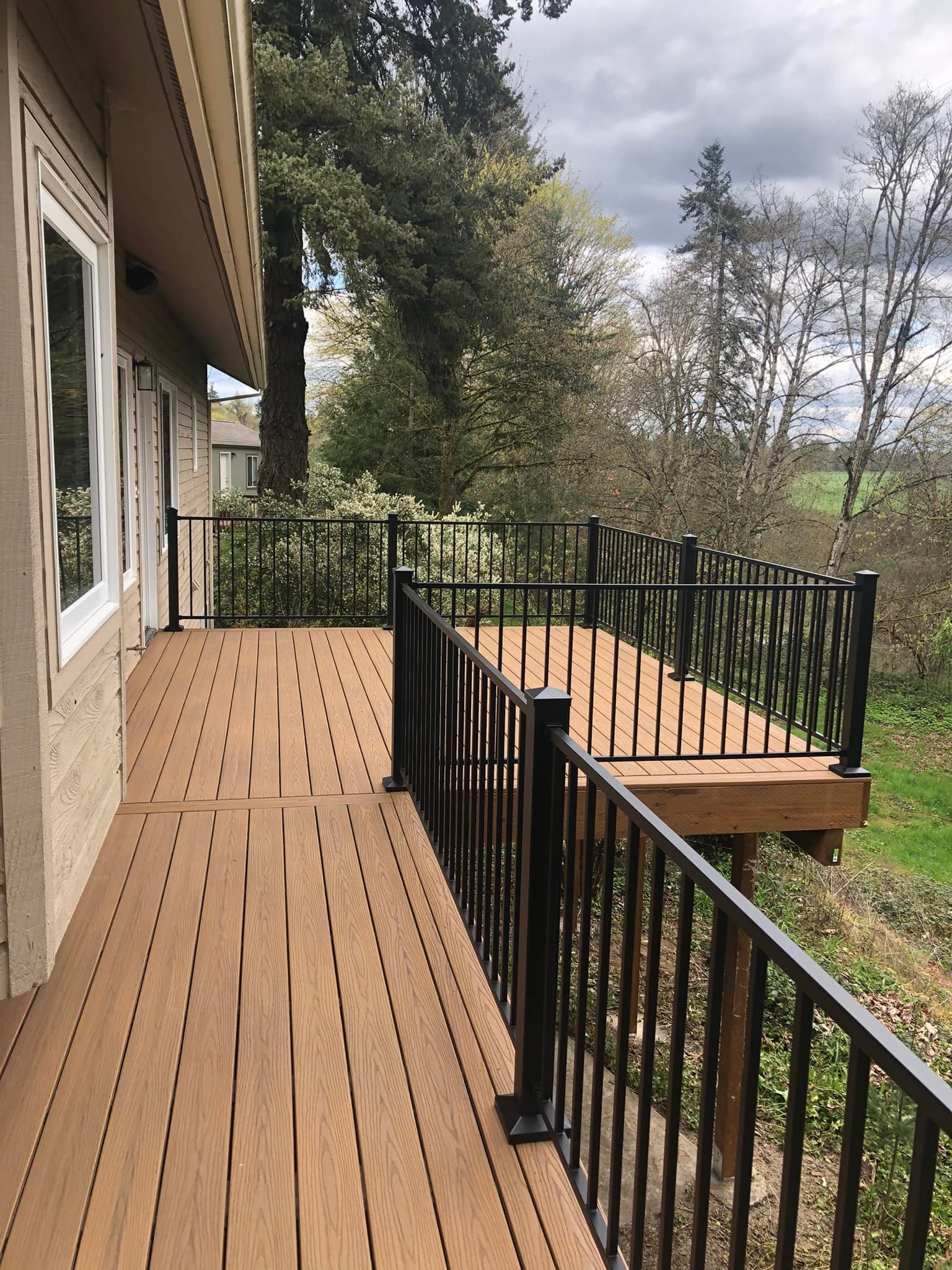 deck3.jpg