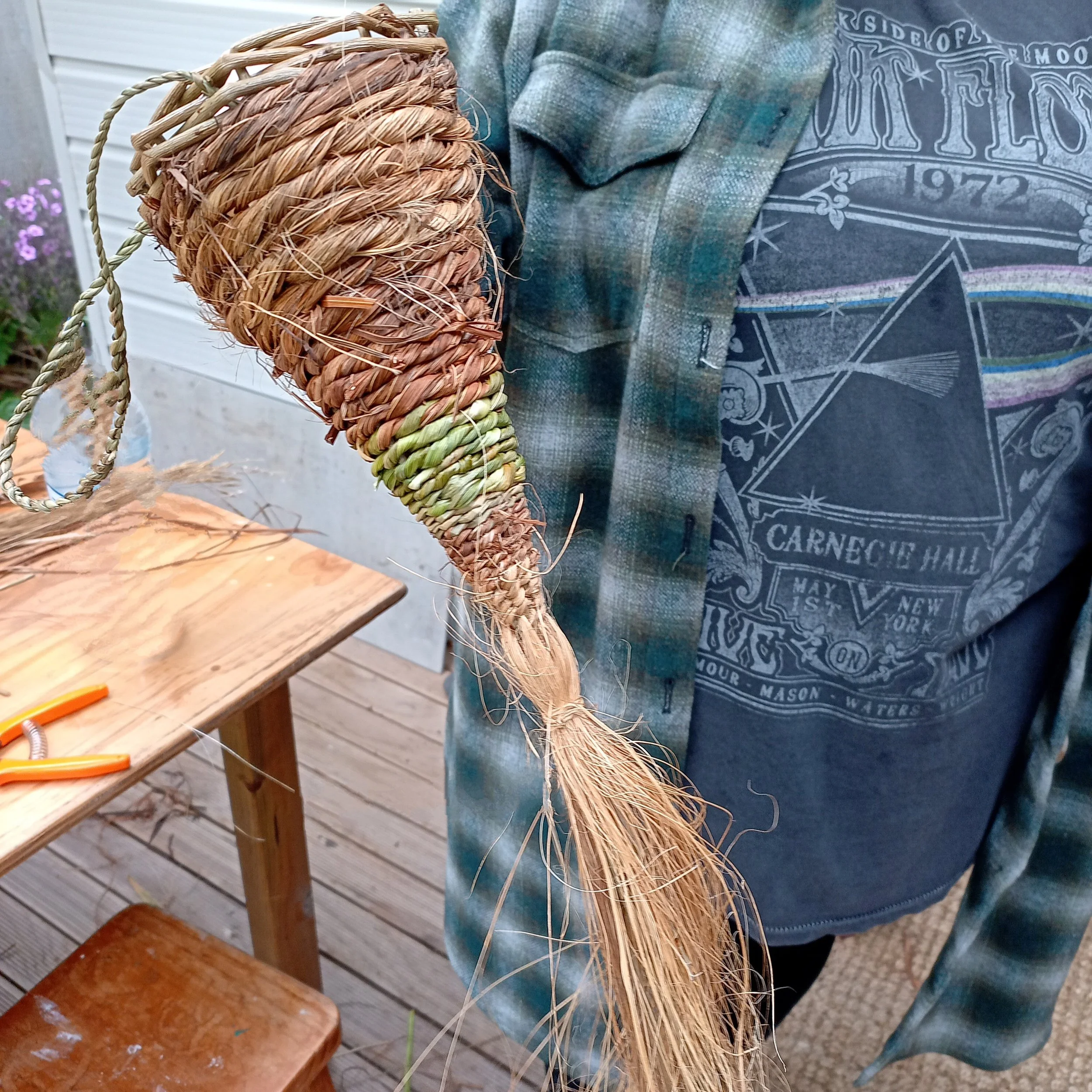 hanging basket made by Tanya Doty New Zealand Basket Maker with foraged fibres