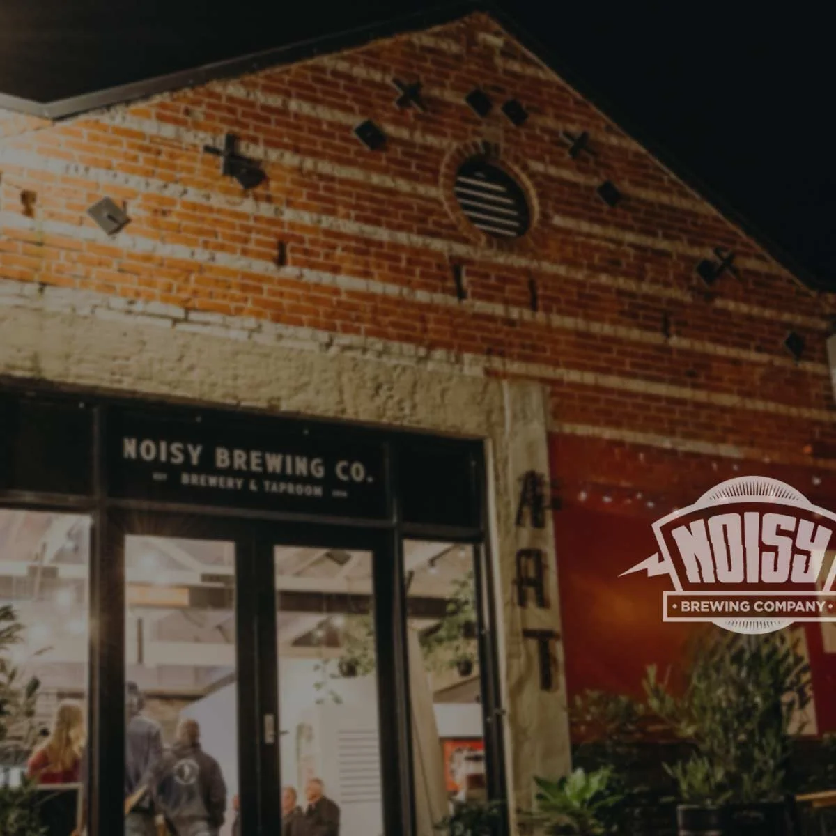 blurry pic of Noisy brewery exterior