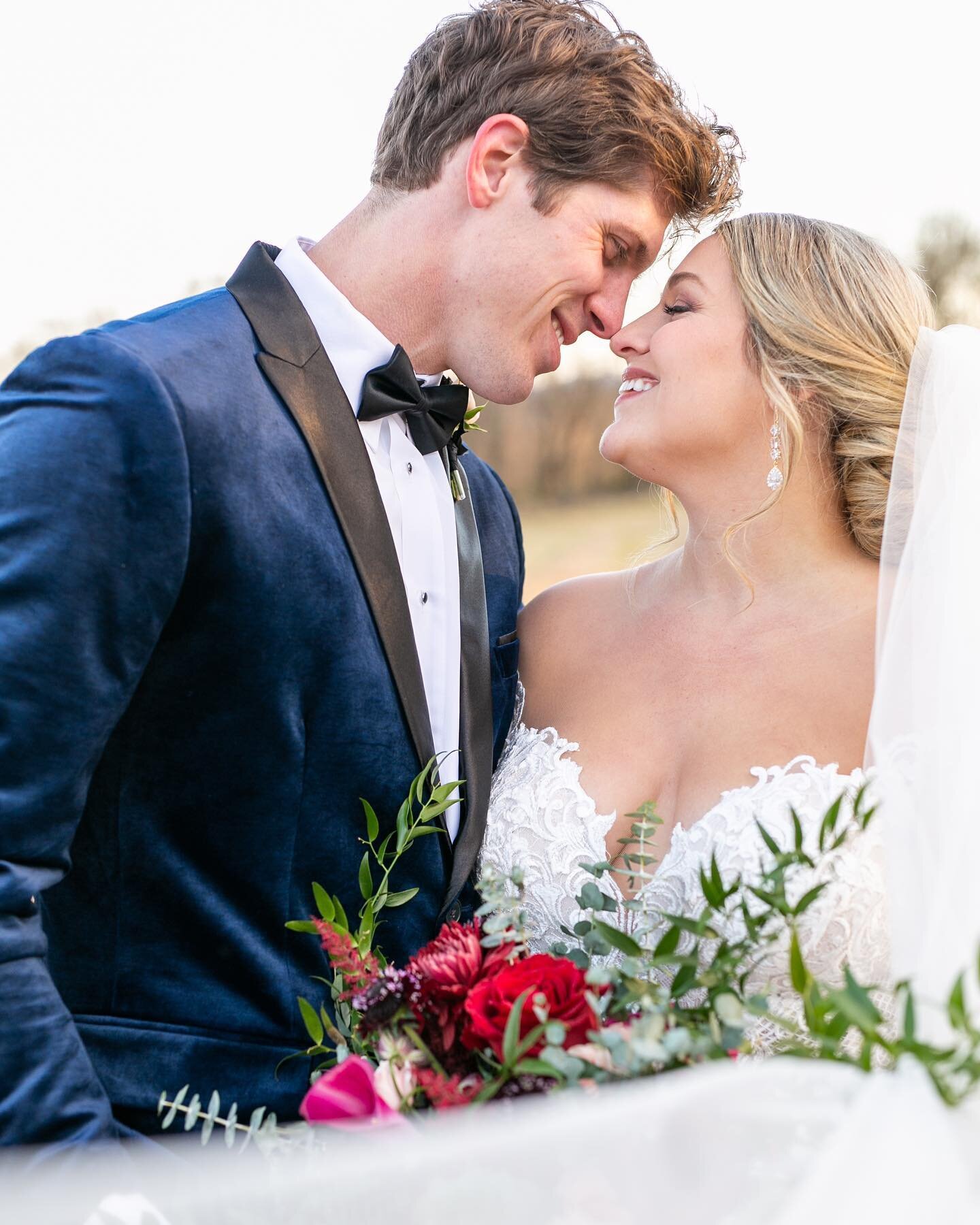 Still dreaming about this Pride &amp; Prejudice inspired wedding day with Casey and Steve! And still grateful for the friendship that came along with this sweet couple too 🙃 #katherinezellphotography