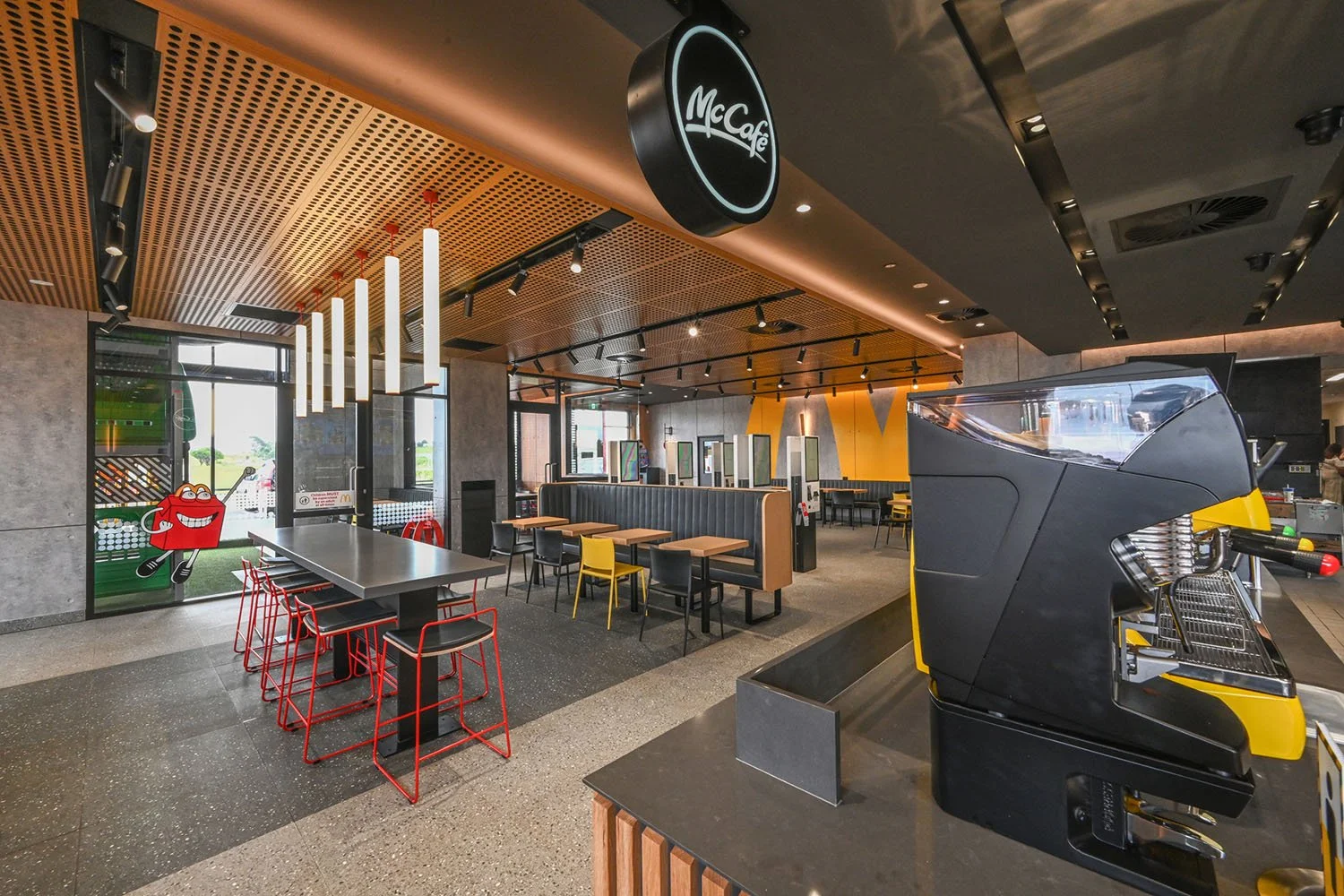 New Mcdonalds Interior Restaurant Designs McDonald's
