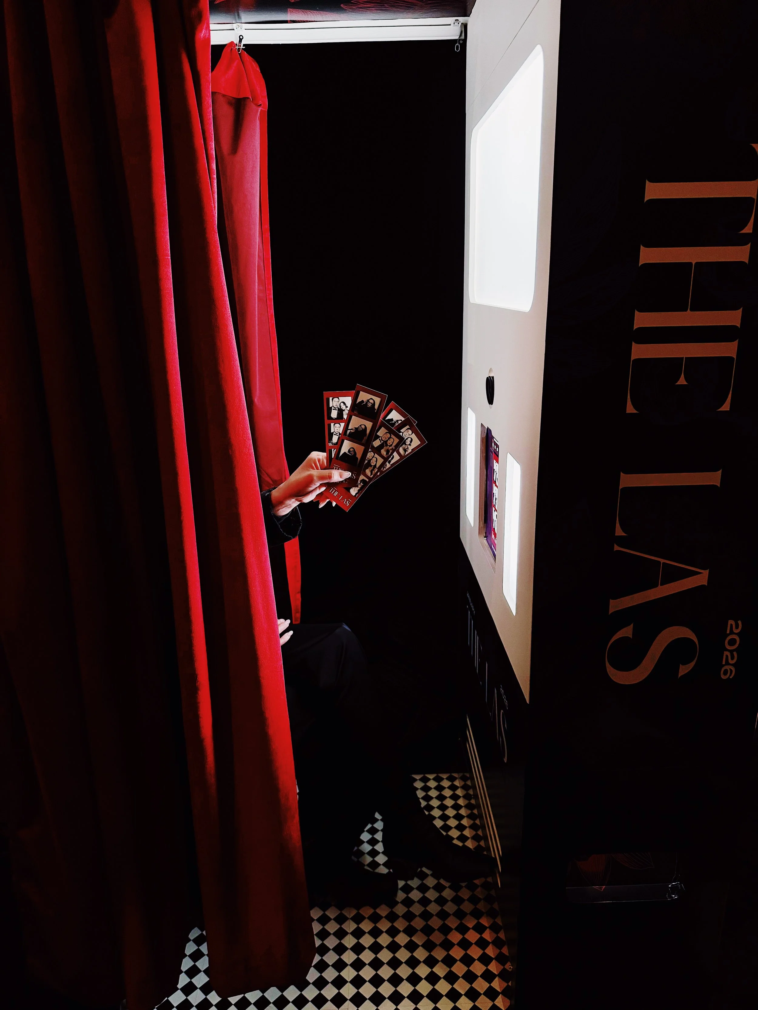 houstonphotoboothco. weddings enclosed sit down walk in retro vintage photo booth install wedding luxury wedding venues near me, planners in houston texas