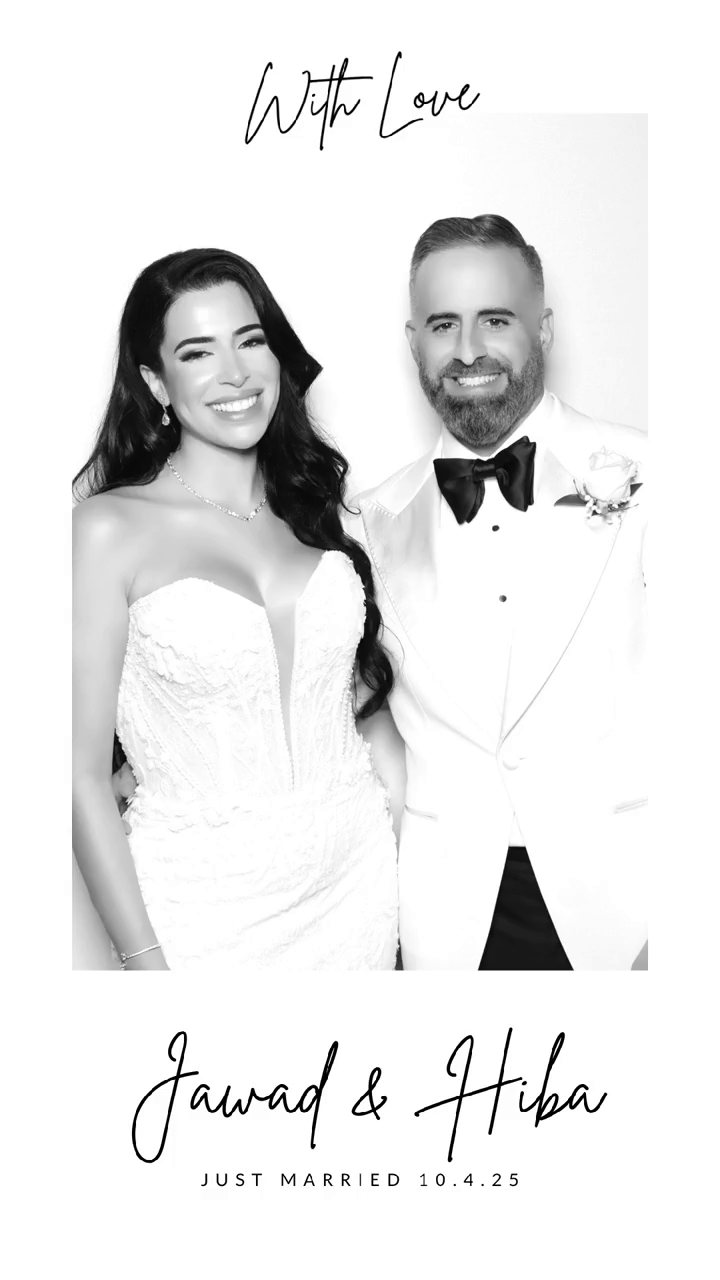 portrait lounge - studio - dubai south asian - spotlight photo booth, red carpet houston photo booth co. wedding trends, national luxury-wedding-photo-booth-the-corinthian-houston-tx-thee astorian- chateau nouvelle - la terasse - boxwood - photograph