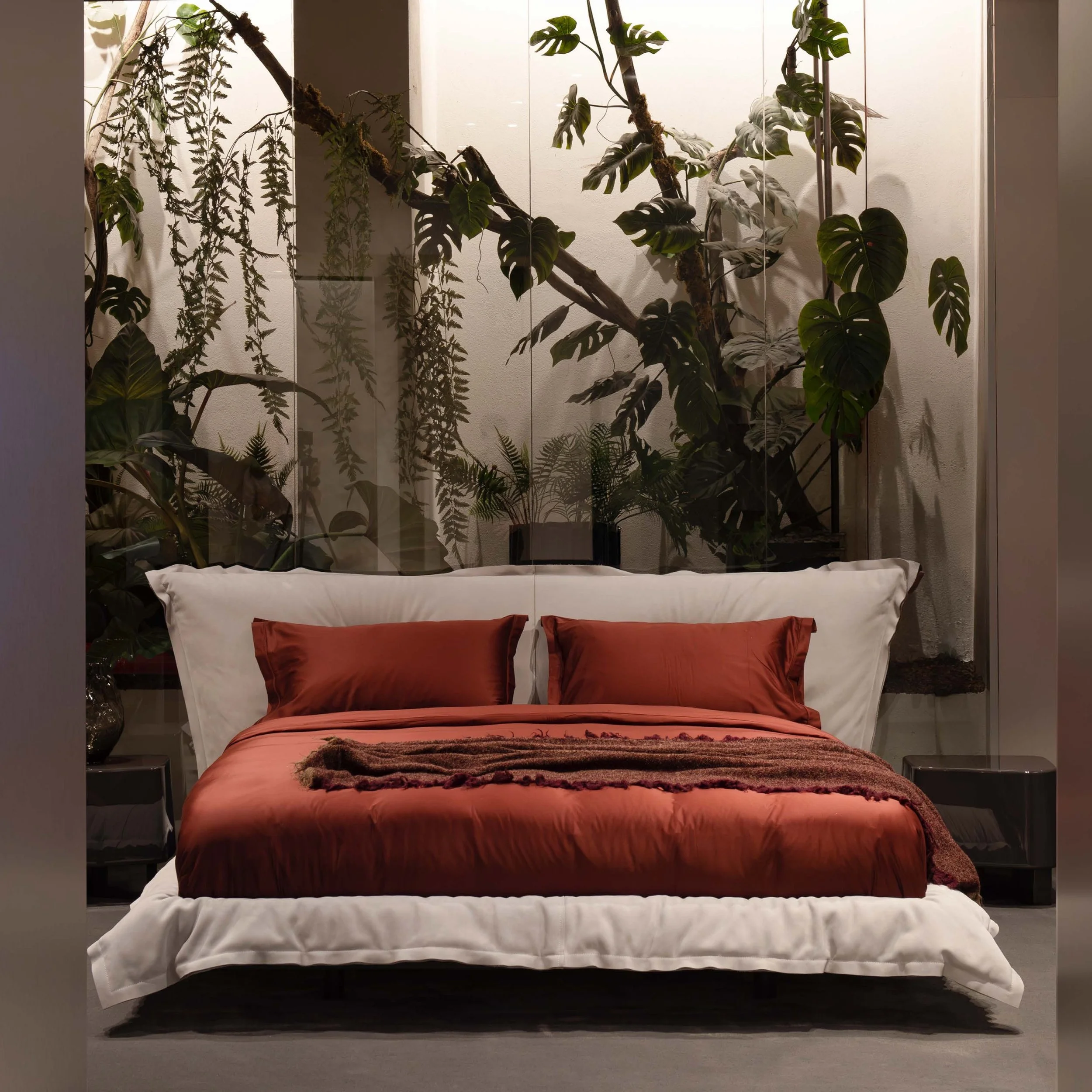 La marque de mobilier design que je consid&egrave;re comme la plus luxueuse @baxtermadeinitaly, en 2026, choisit la soustraction.

C'est ce que j'ai retenu en parcourant le Baxter Cinema cette semaine au Salone del Mobile.

L&agrave; o&ugrave; beauco